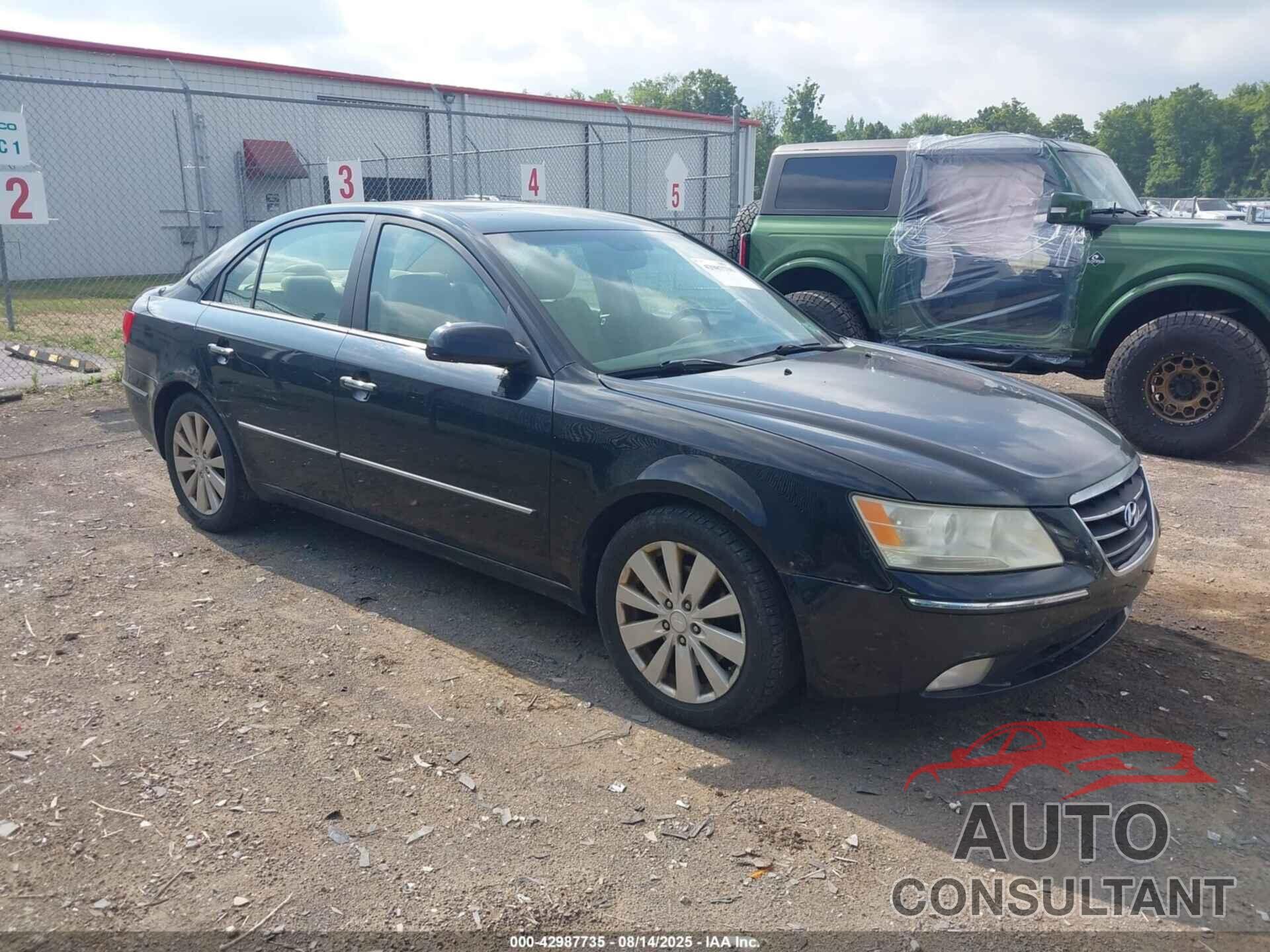 HYUNDAI SONATA 2009 - 5NPEU46F79H502405
