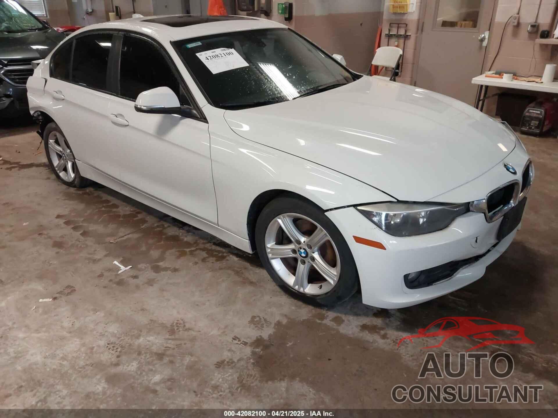BMW 320I 2014 - WBA3C3C52EPV90601
