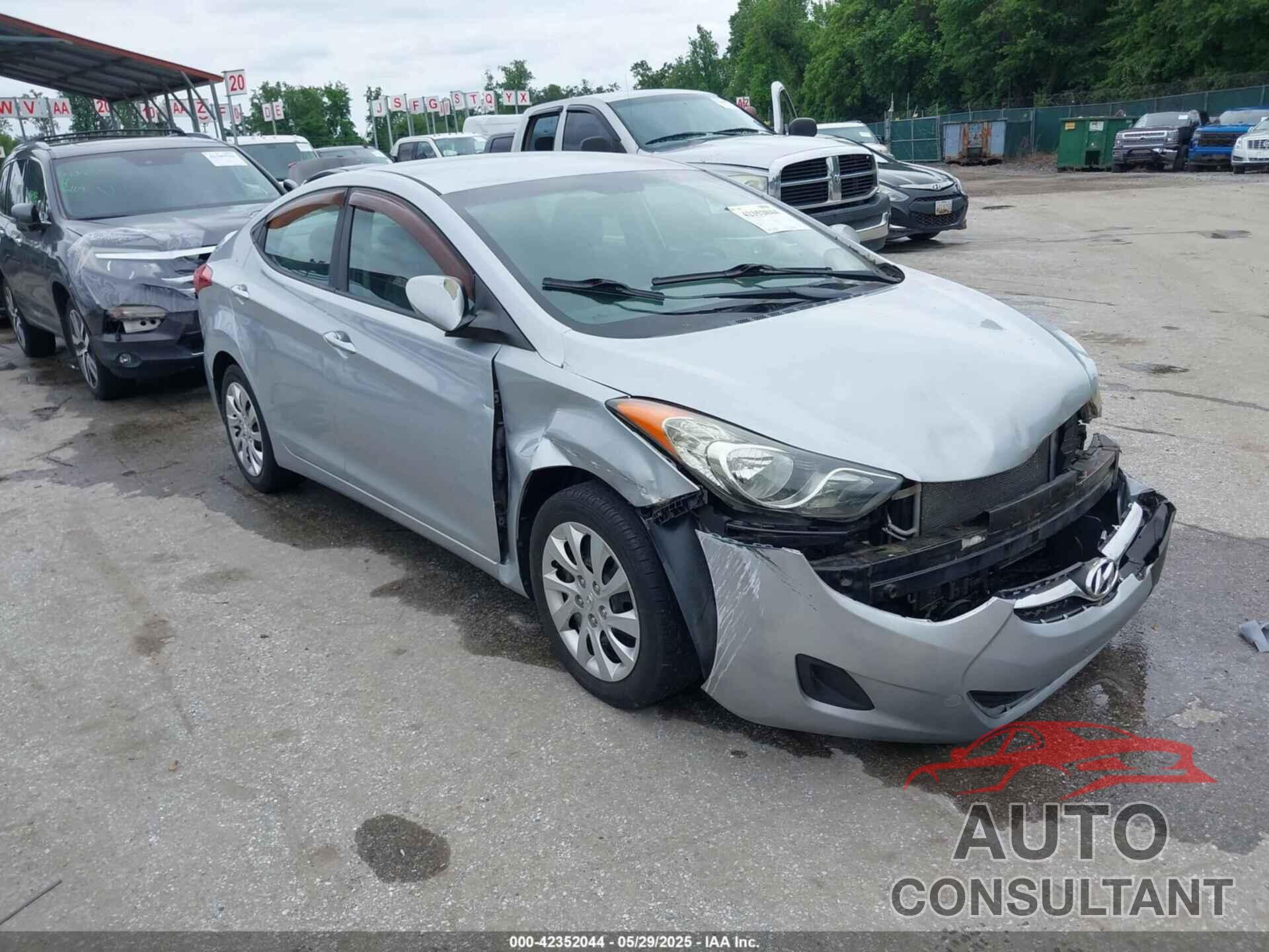 HYUNDAI ELANTRA 2011 - 5NPDH4AE0BH034215