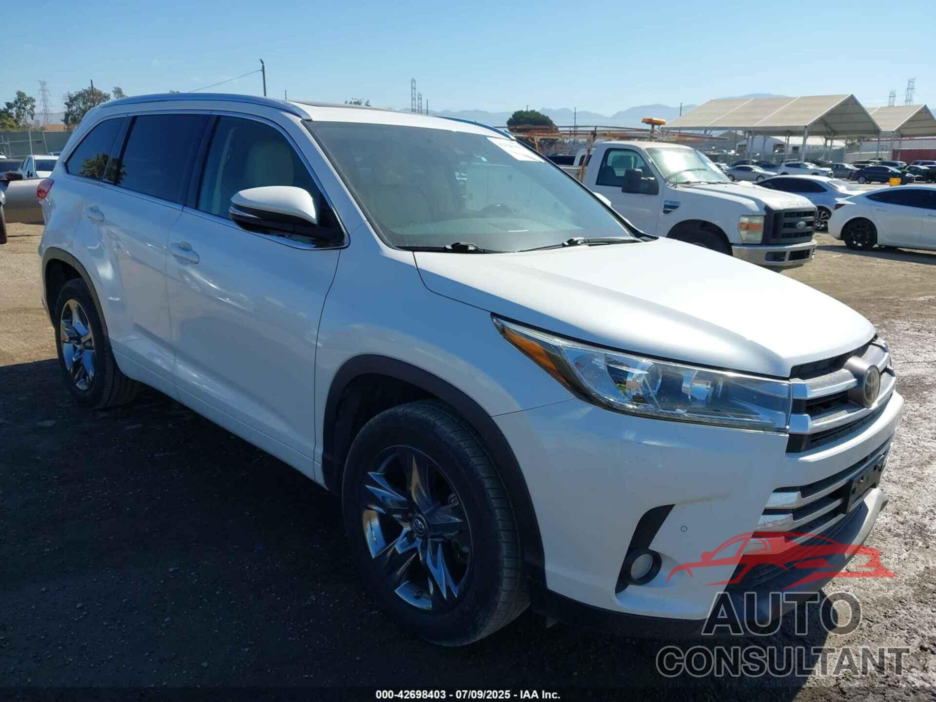 TOYOTA HIGHLANDER 2018 - 5TDYZRFH7JS264597