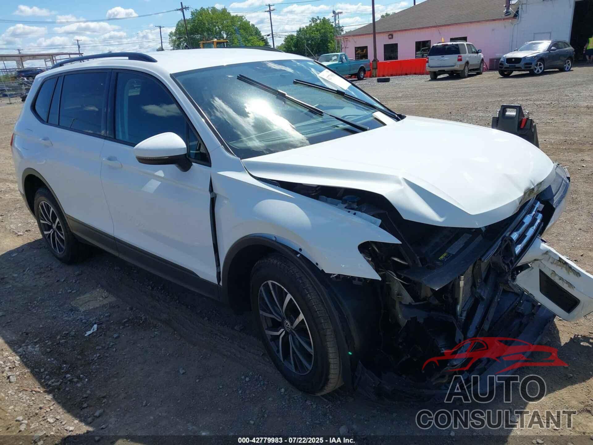 VOLKSWAGEN TIGUAN 2021 - 3VV0B7AX8MM079064