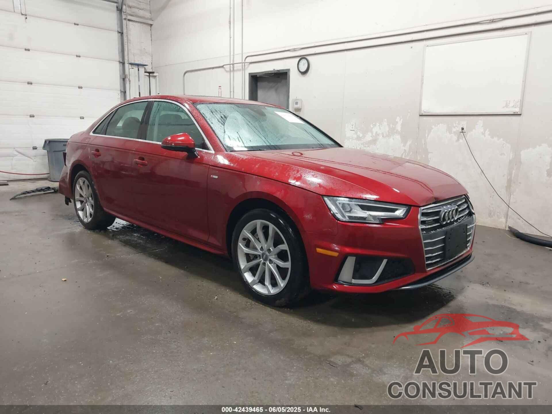 AUDI A4 2019 - WAUENAF48KN015209