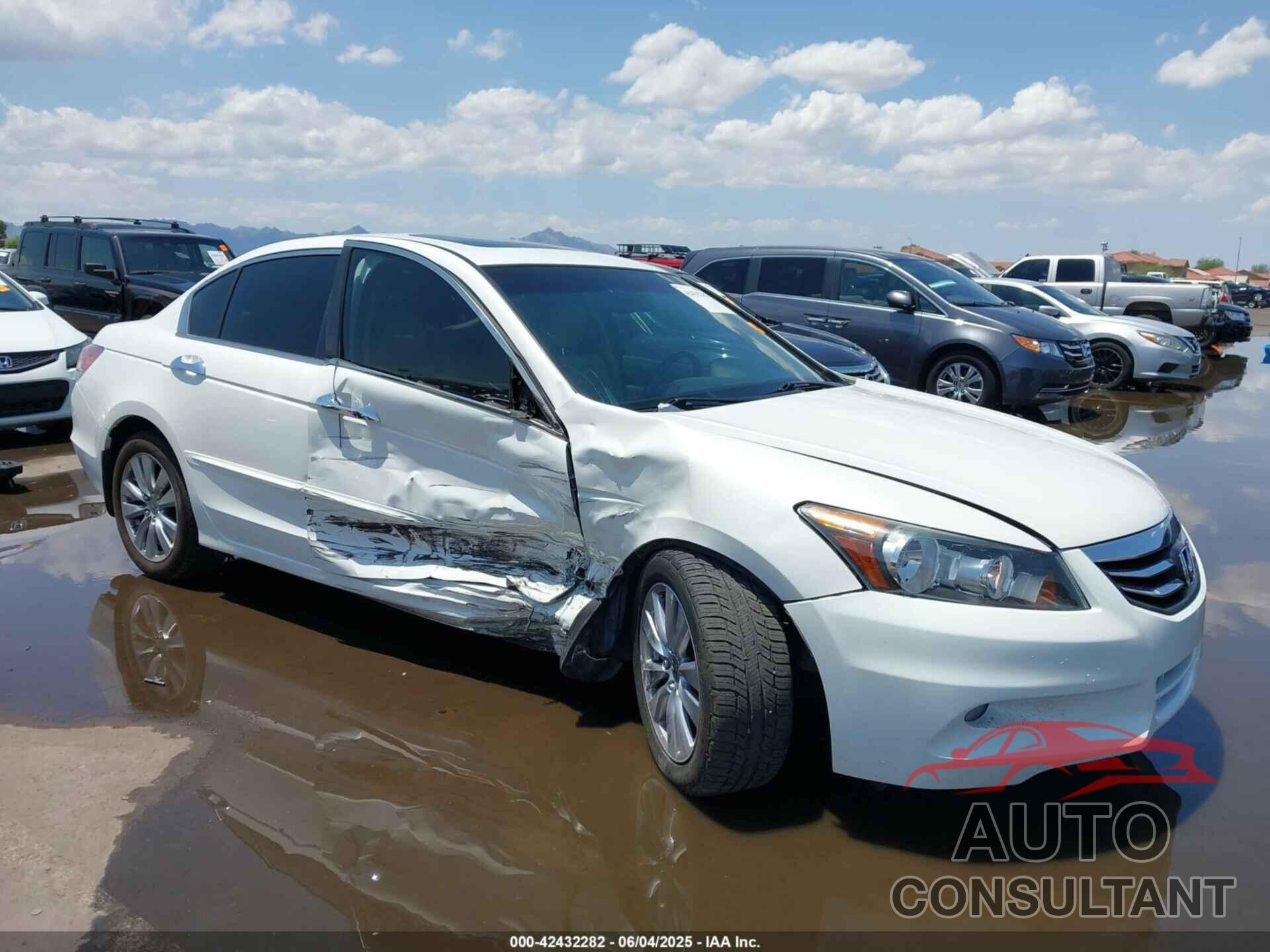 HONDA ACCORD 2012 - 1HGCP3F8XCA005827