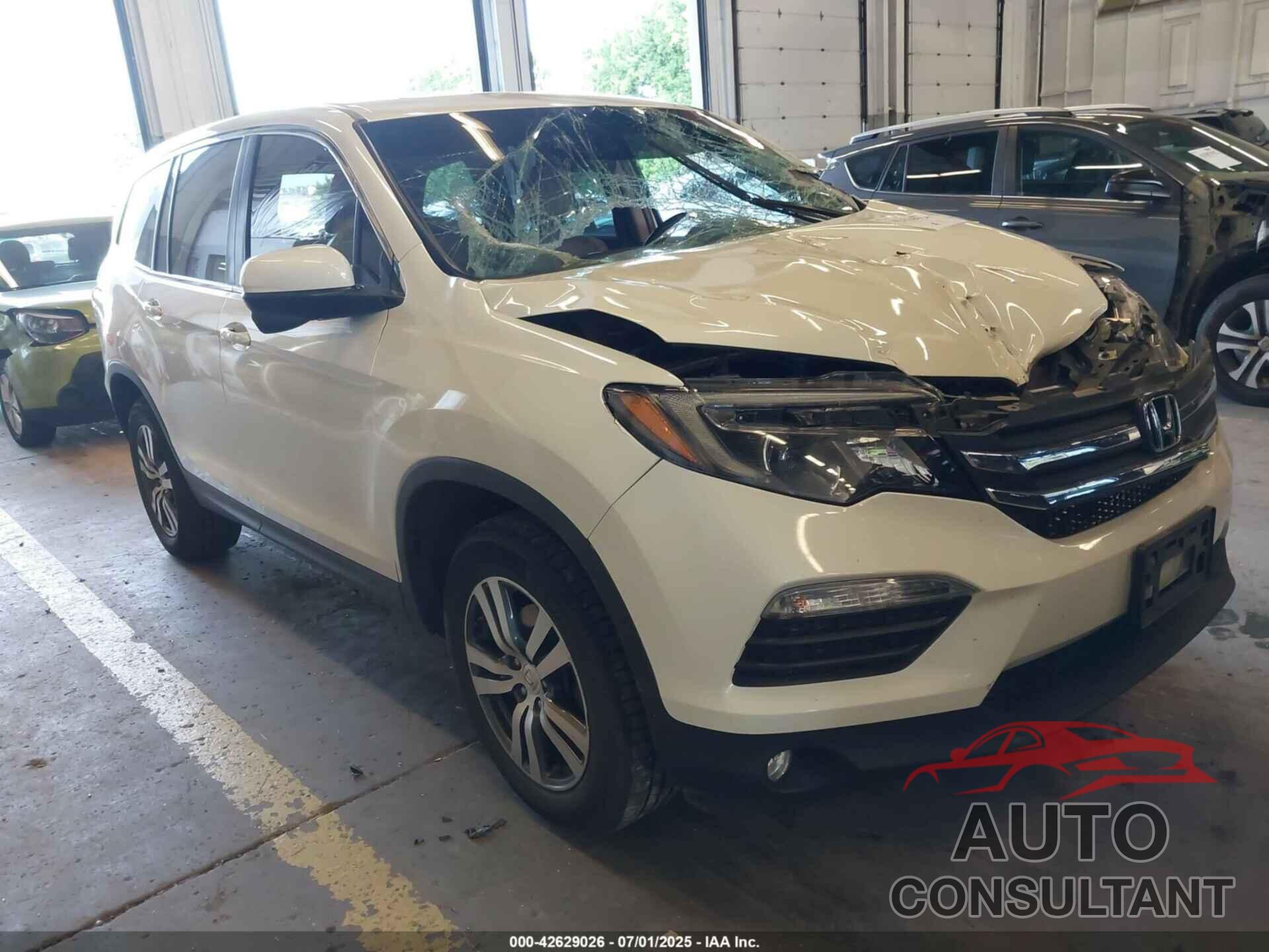 HONDA PILOT 2017 - 5FNYF6H88HB022193