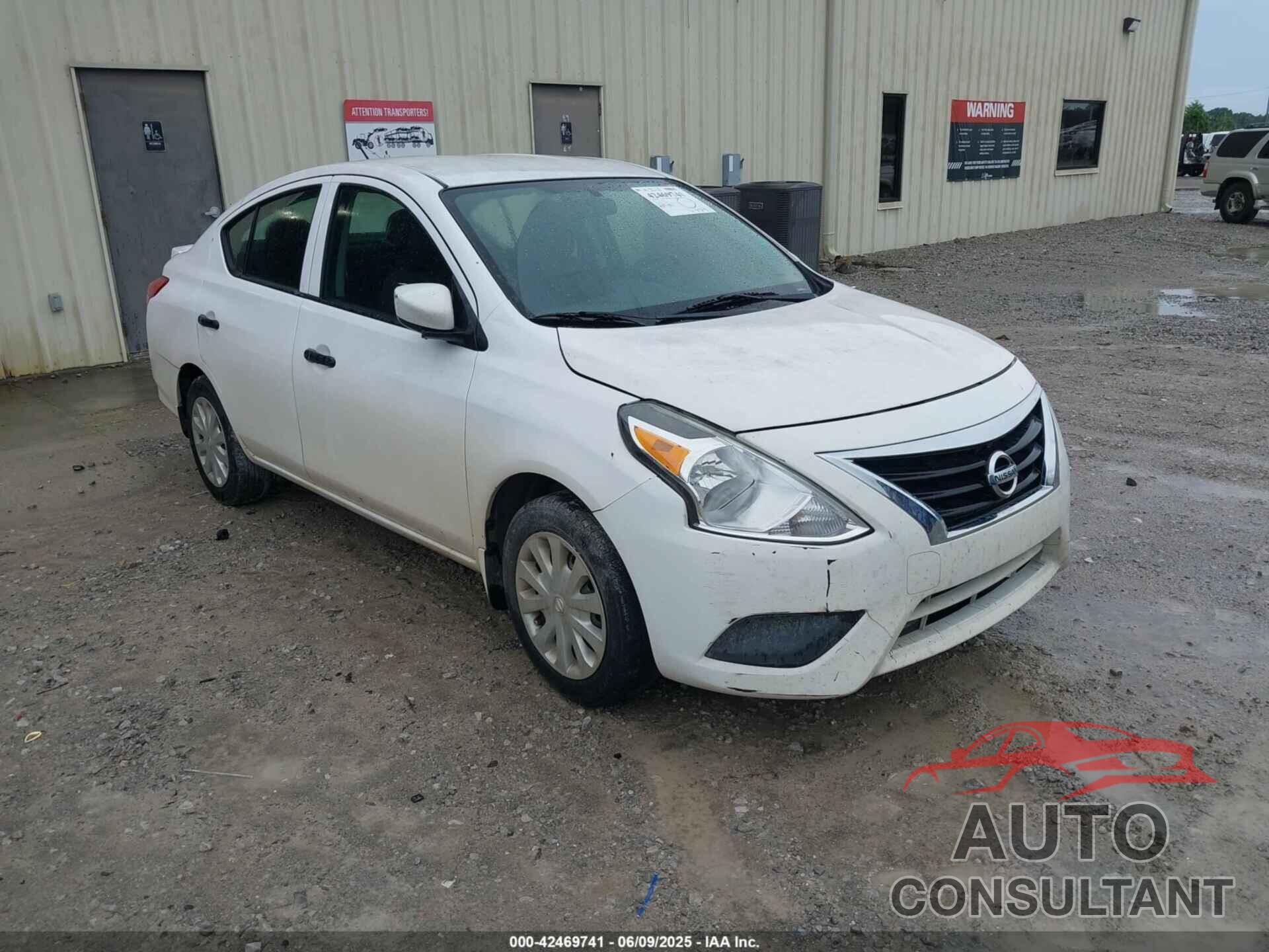 NISSAN VERSA 2018 - 3N1CN7AP1JL888199