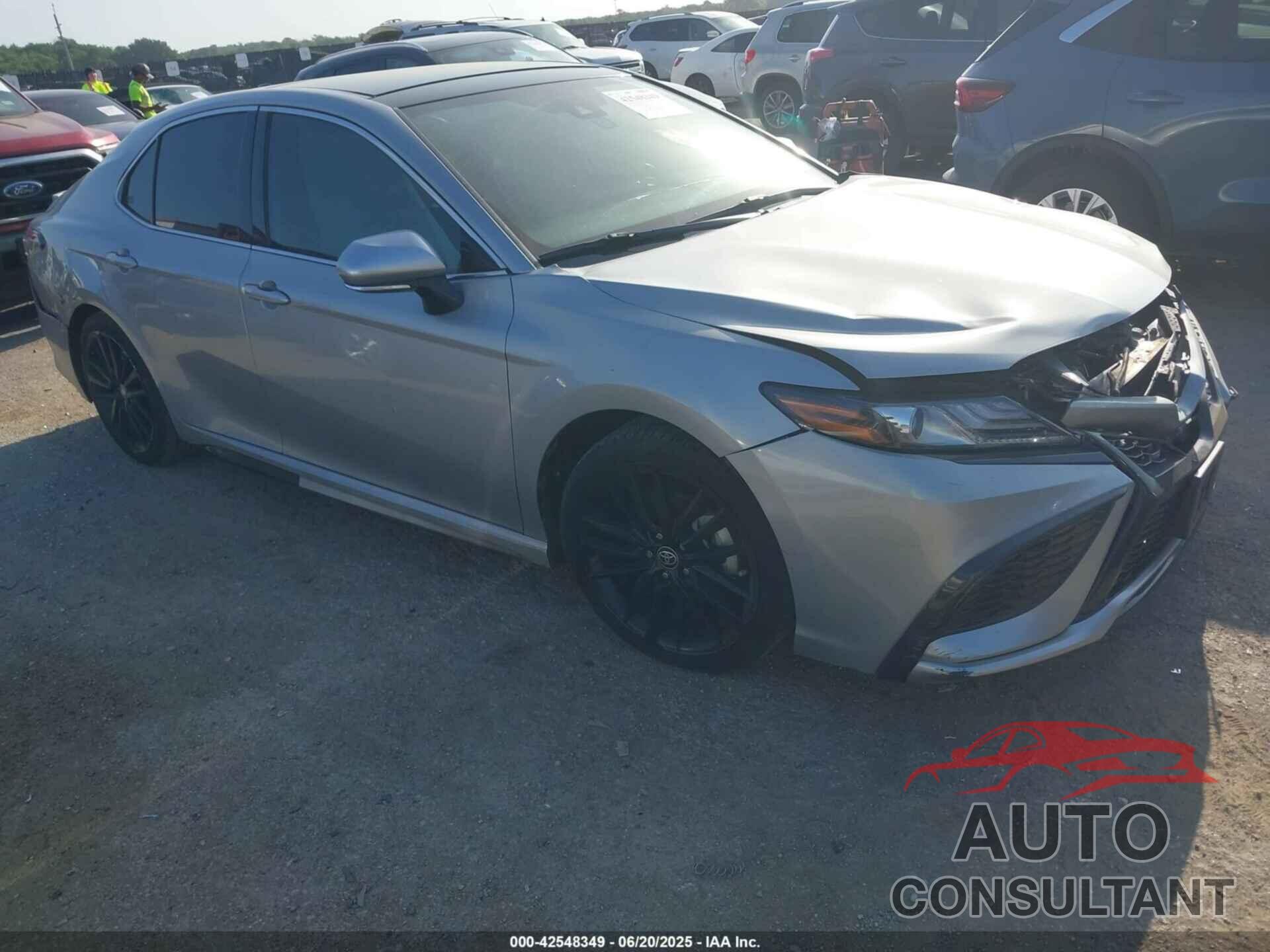 TOYOTA CAMRY 2021 - 4T1K61AK3MU466125
