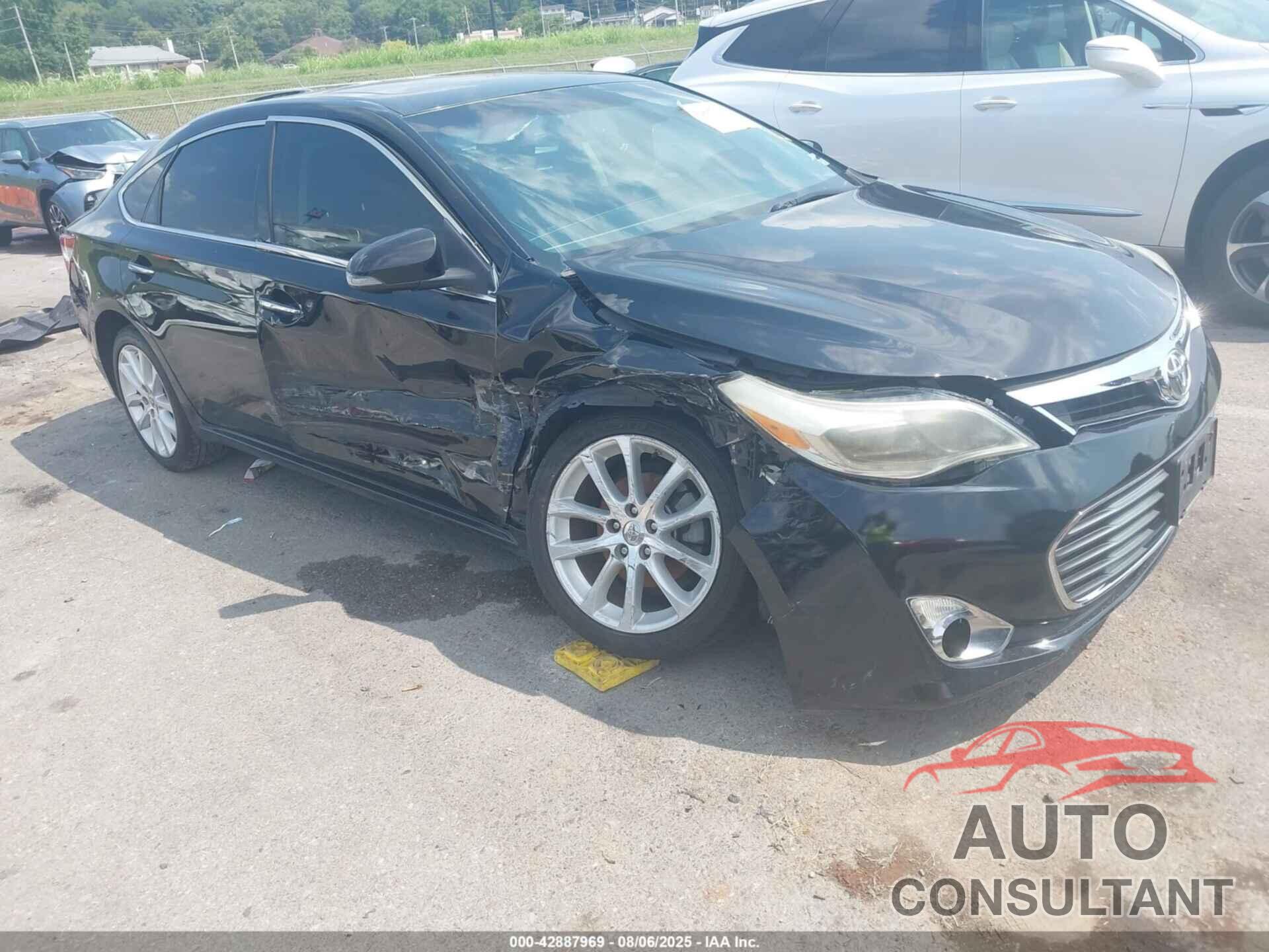 TOYOTA AVALON 2013 - 4T1BK1EB0DU002585