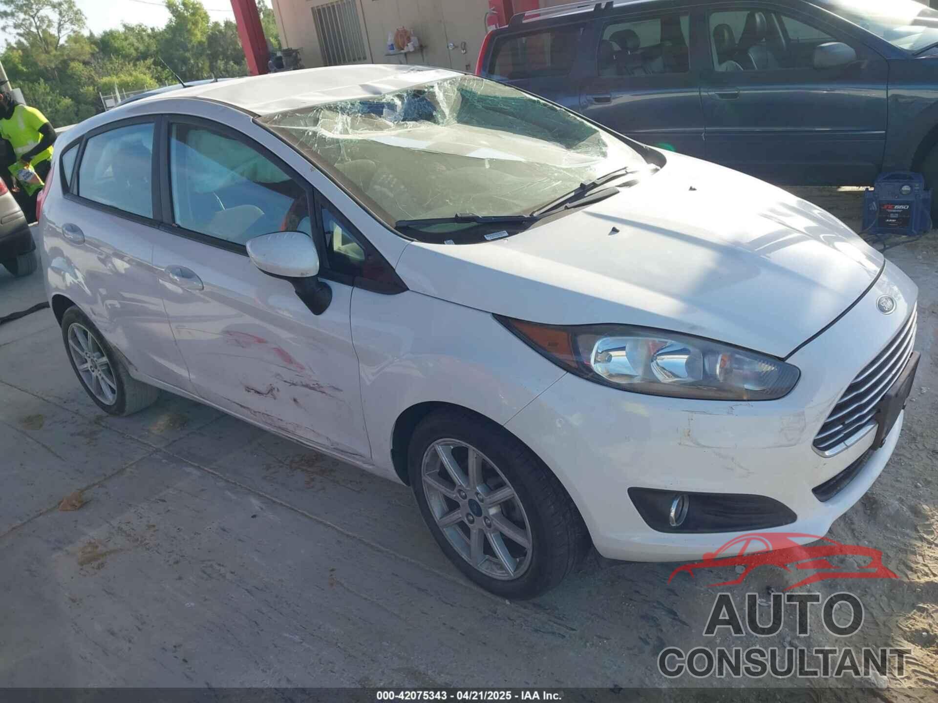 FORD FIESTA 2019 - 3FADP4EJ4KM136871