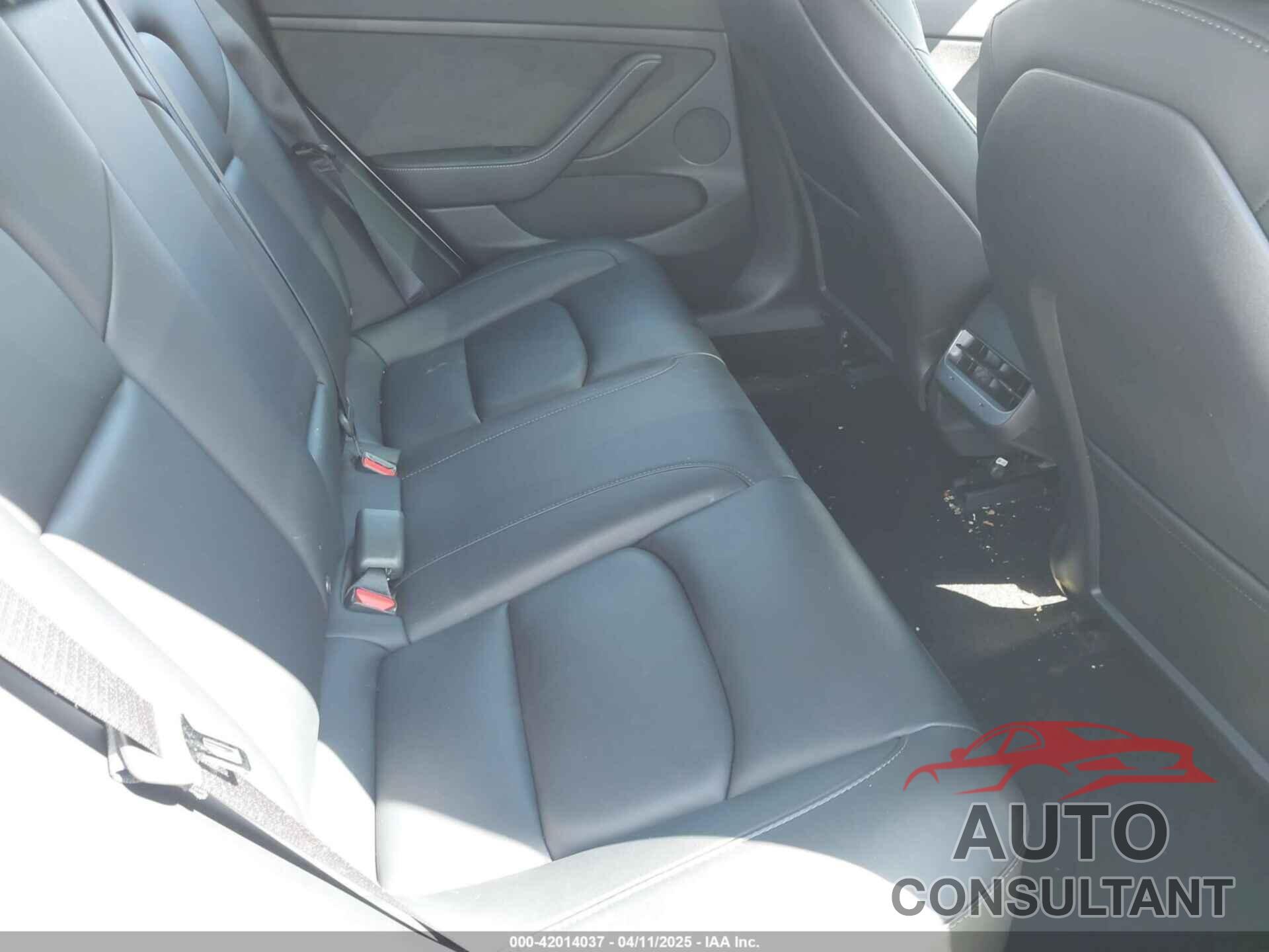 TESLA MODEL 3 2022 - 5YJ3E1EBXNF173967