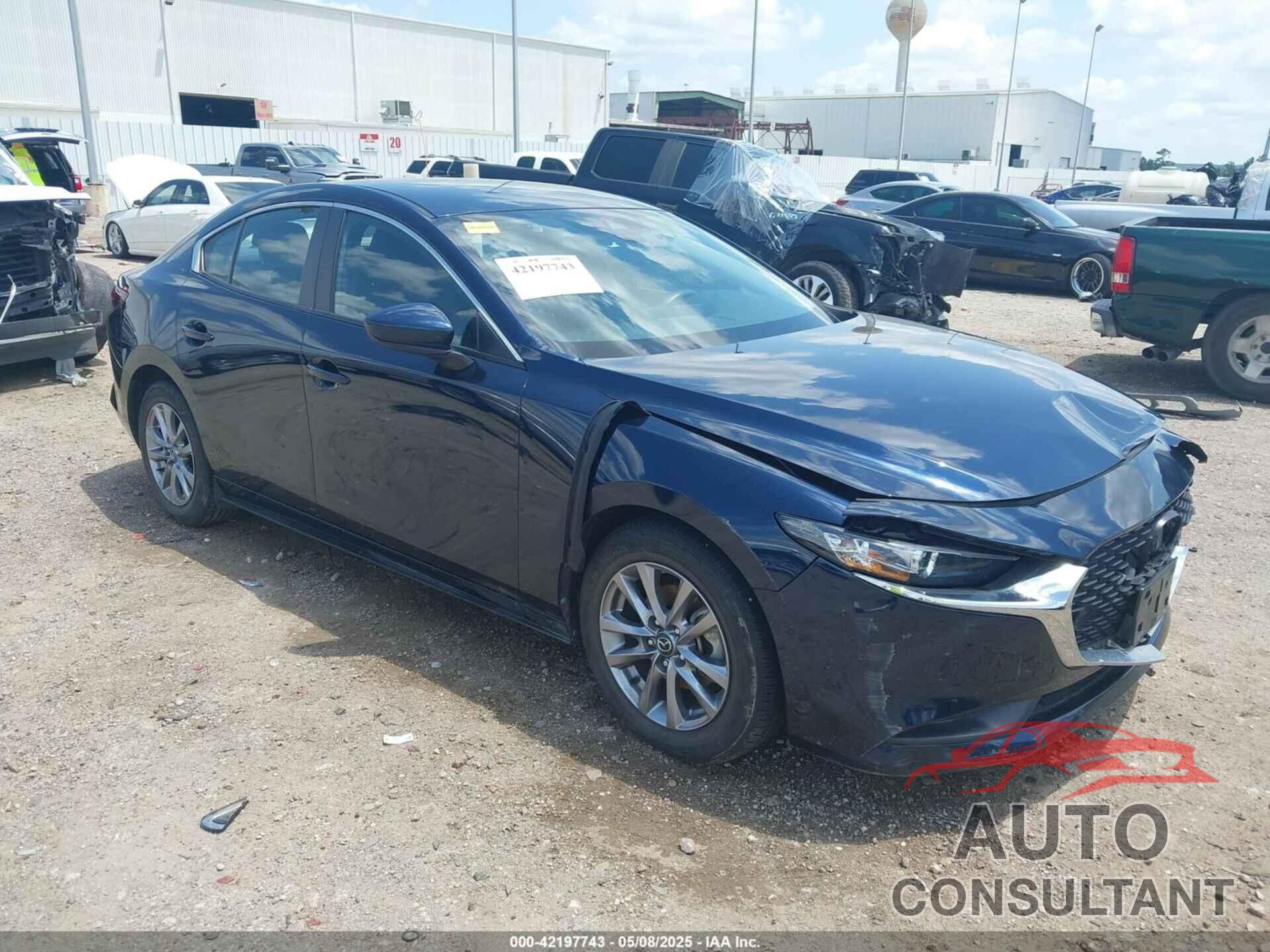 MAZDA MAZDA3 2021 - JM1BPAAL6M1331460