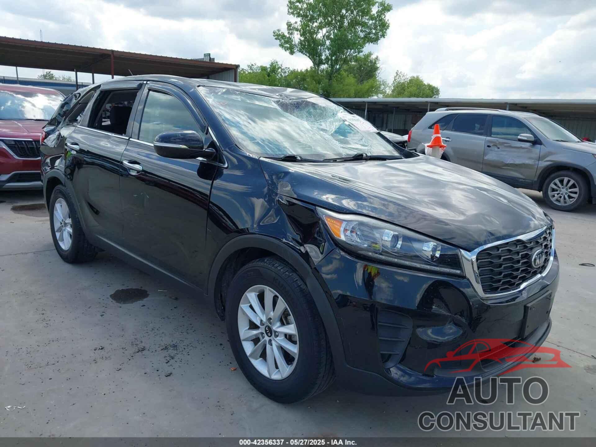 KIA SORENTO 2019 - 5XYPG4A38KG587796