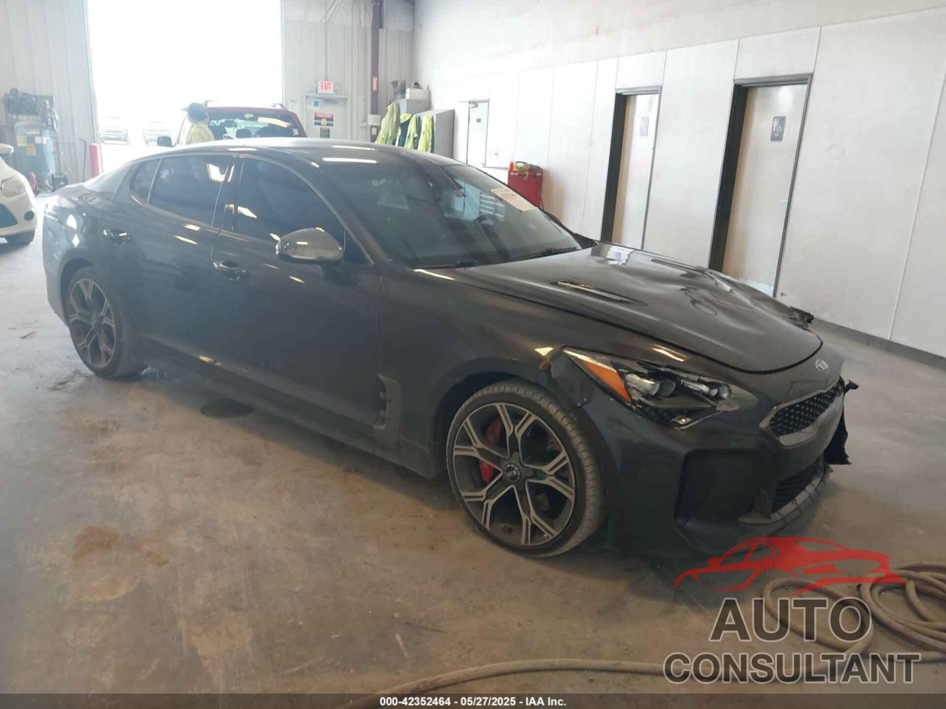 KIA STINGER 2020 - KNAE35LC5L6080295