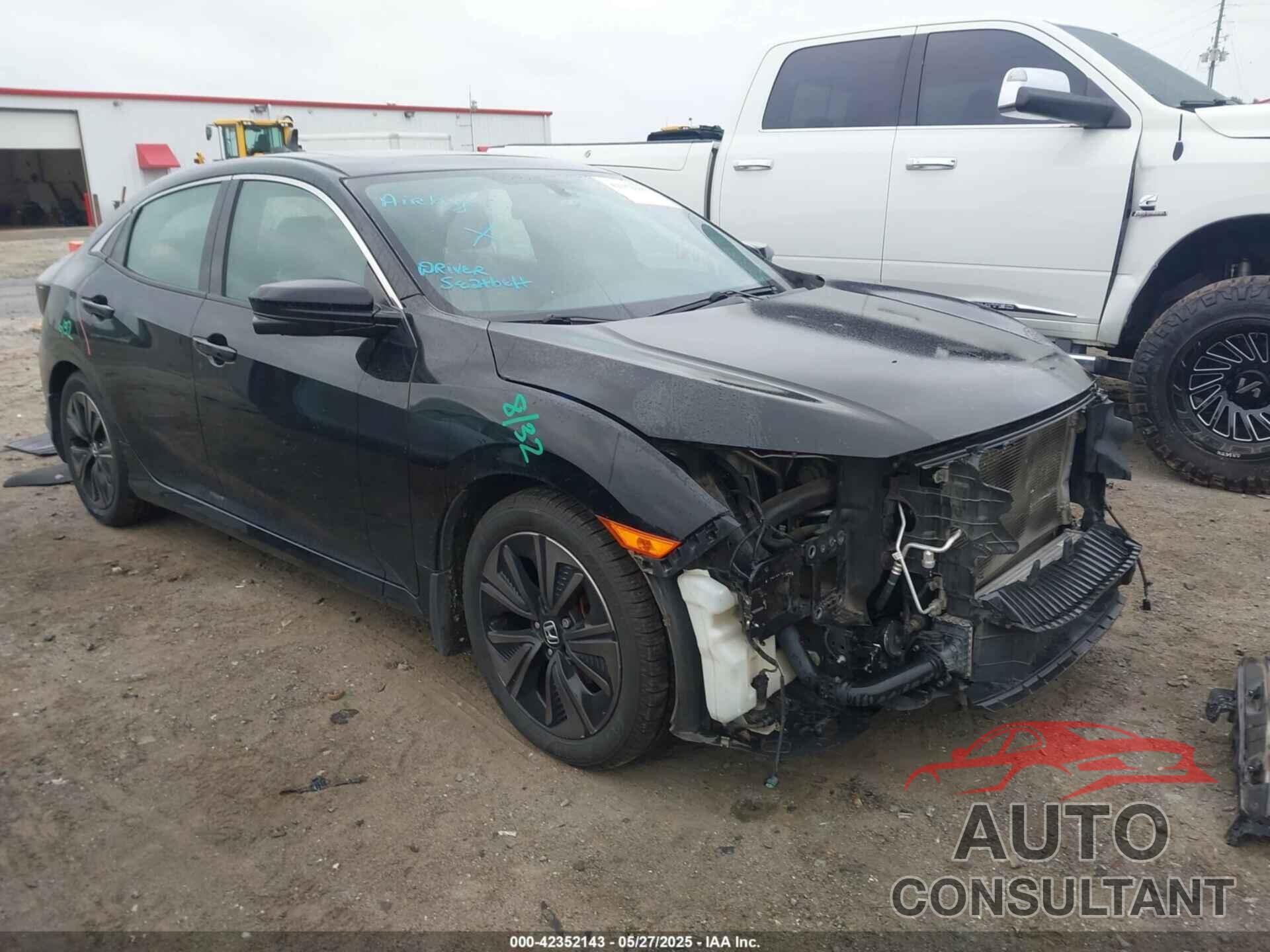 HONDA CIVIC 2018 - SHHFK7H52JU215863