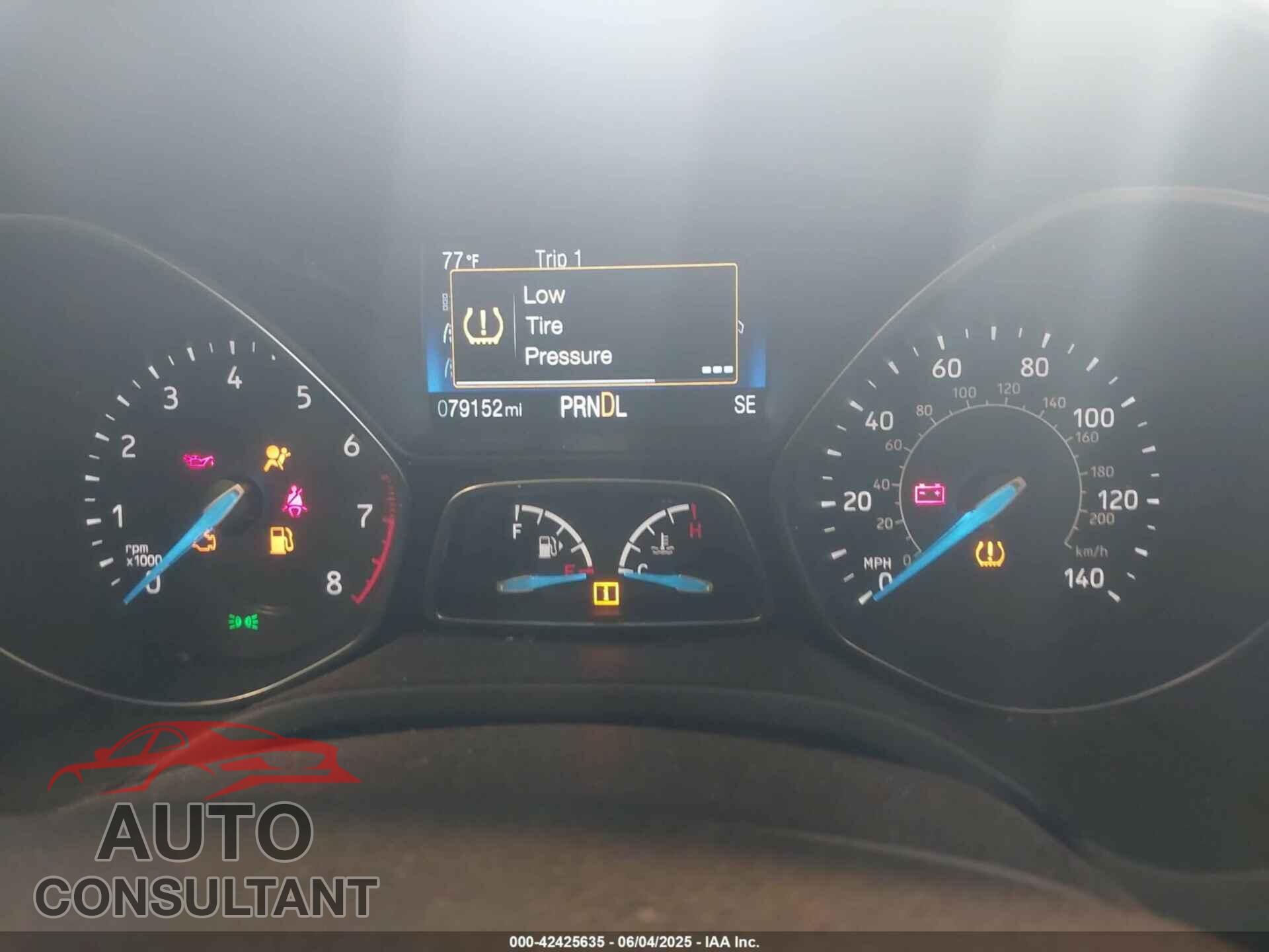 FORD FOCUS 2017 - 1FADP3F25HL339280