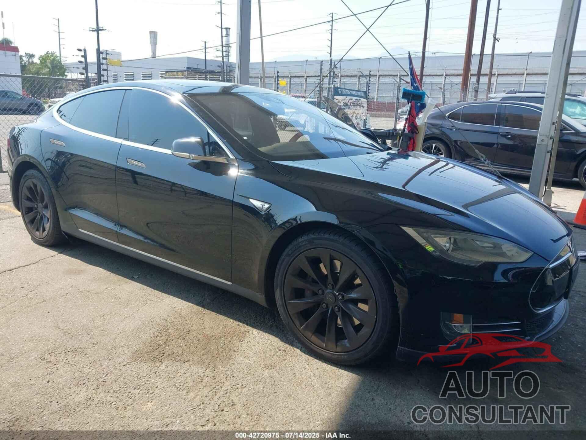 TESLA MODEL S 2016 - 5YJSA1E23GF134423