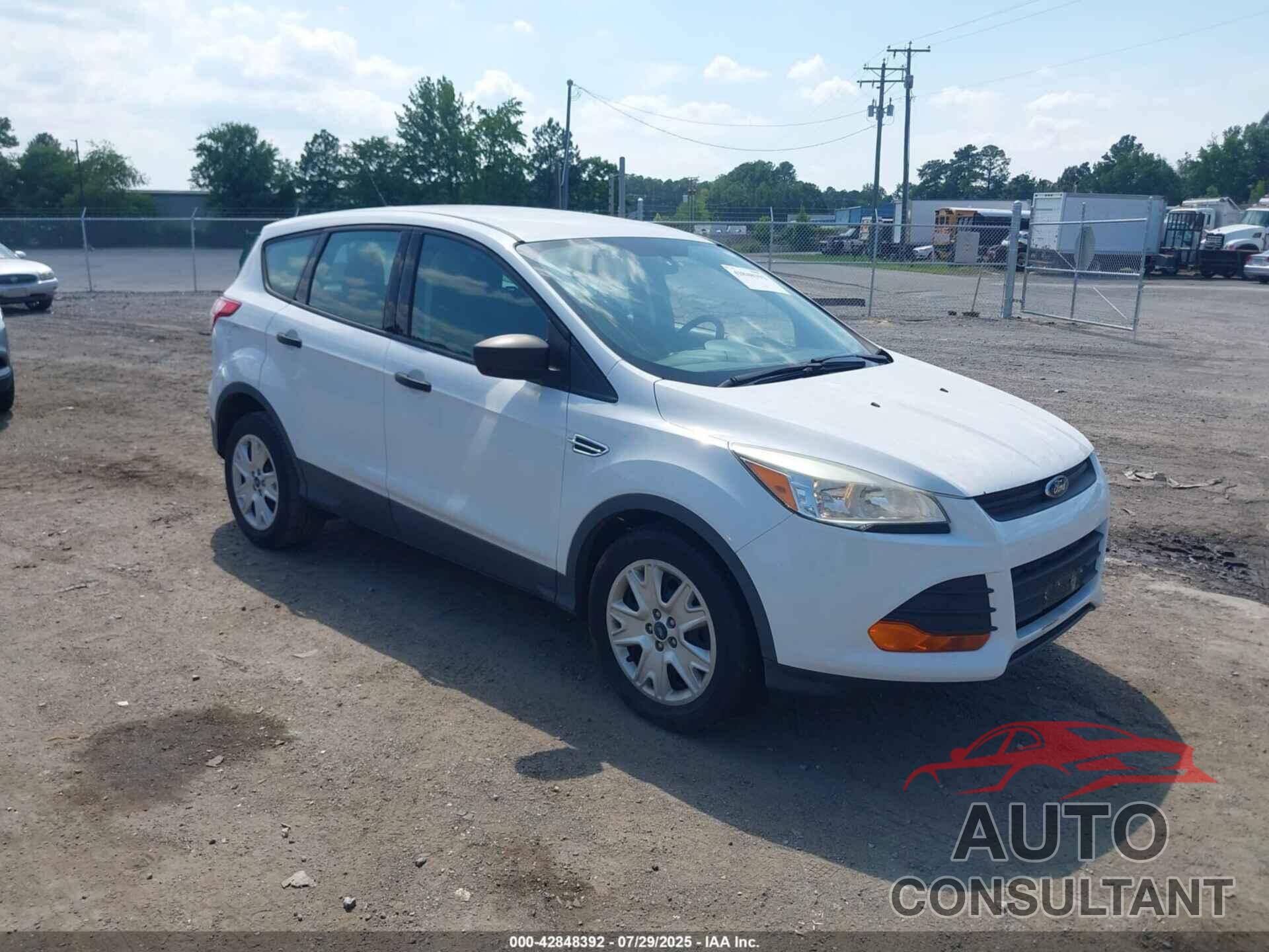 FORD ESCAPE 2015 - 1FMCU0F76FUA48847
