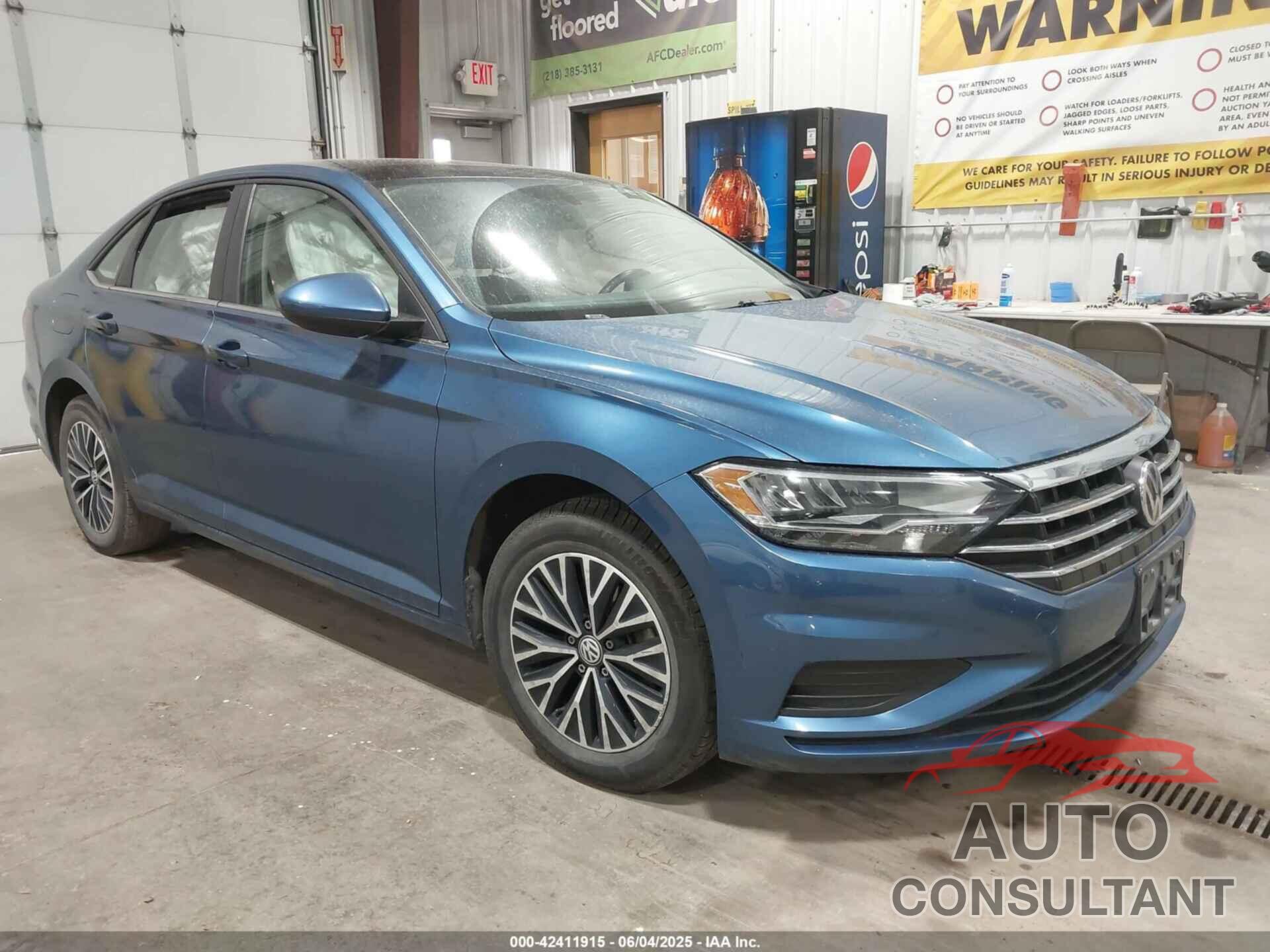 VOLKSWAGEN JETTA 2019 - 3VWCB7BU3KM180703