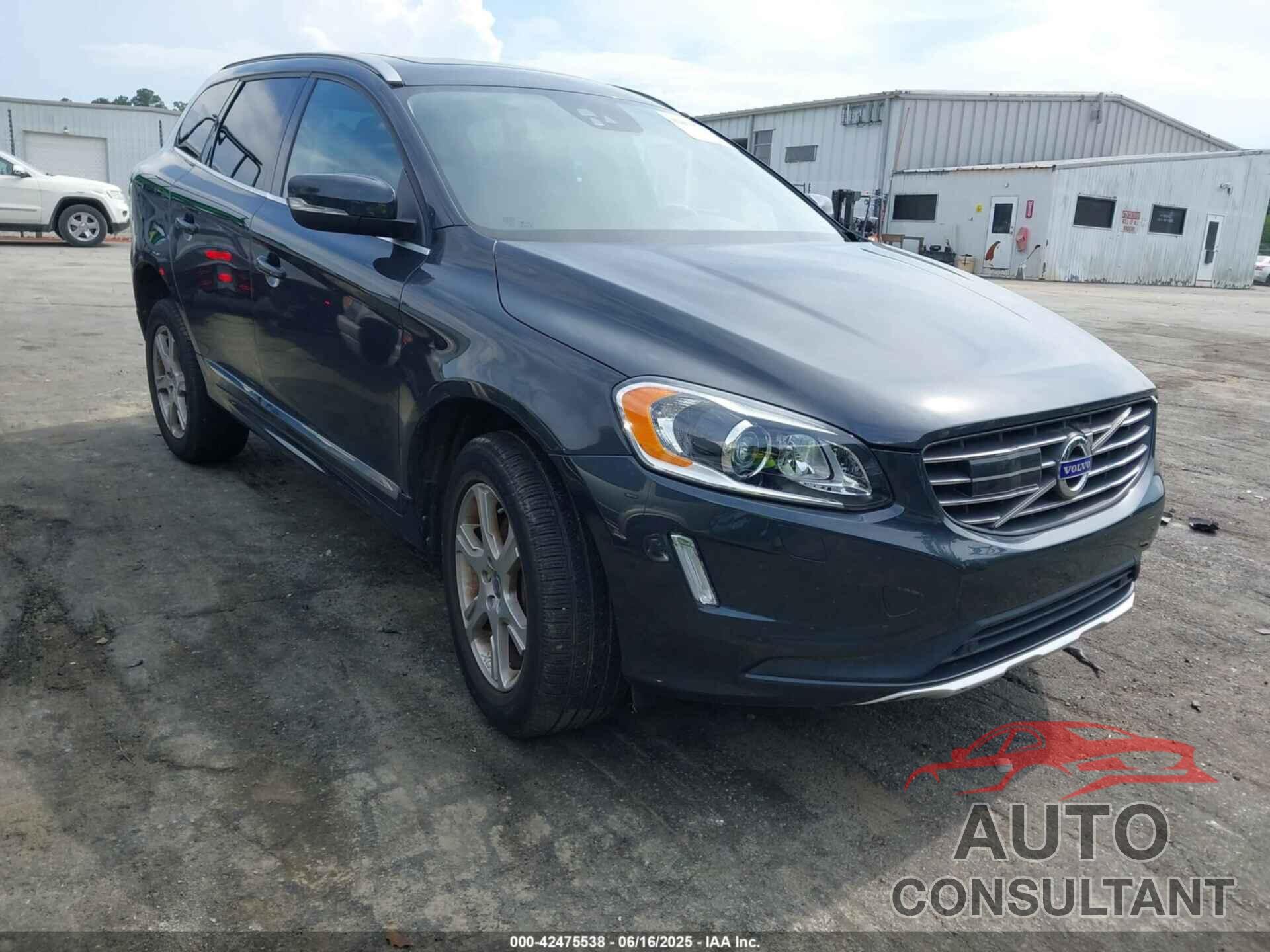 VOLVO XC60 2015 - YV4902RM5F2688032
