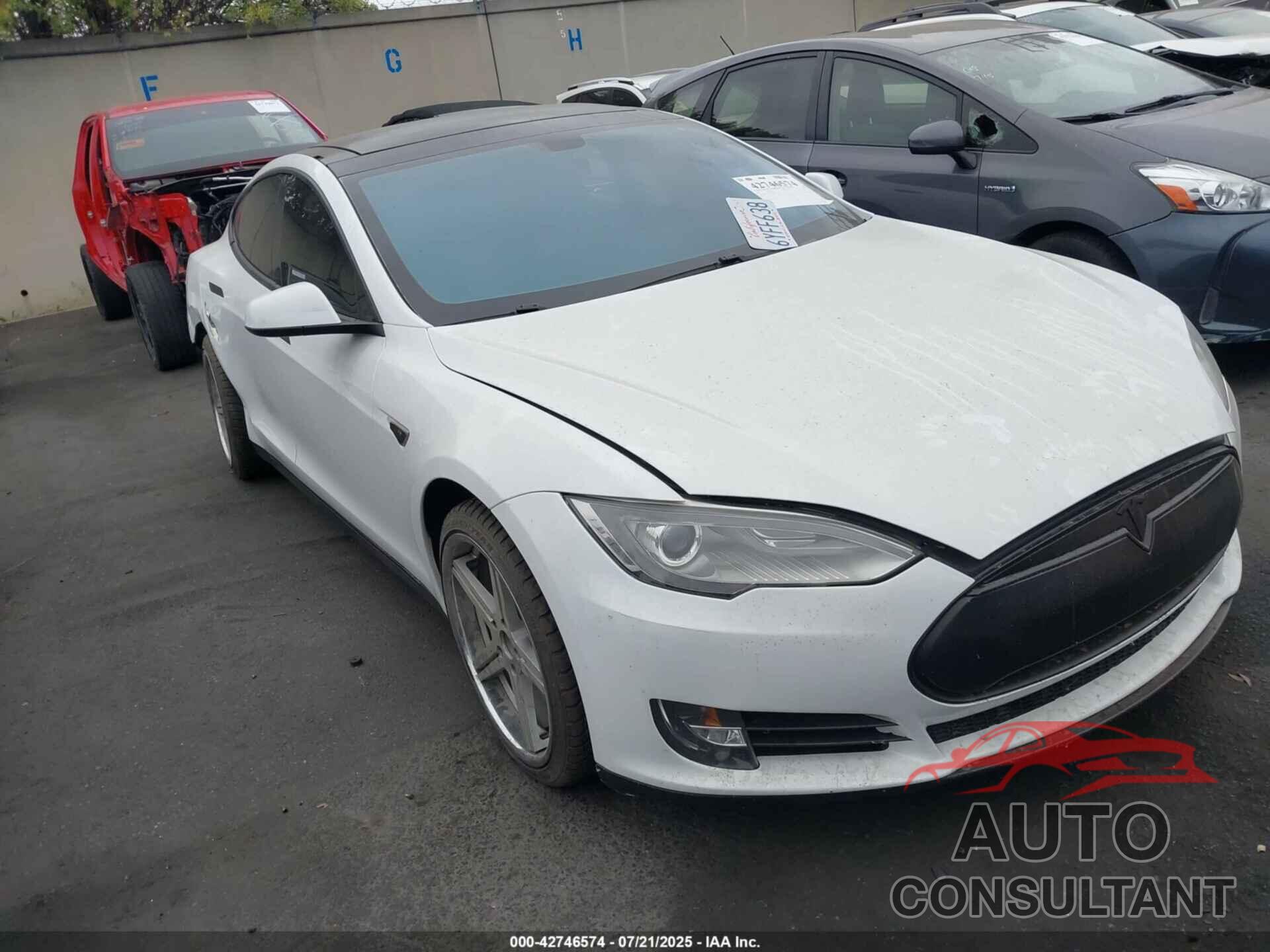 TESLA MODEL S 2013 - 5YJSA1CN1DFP07344