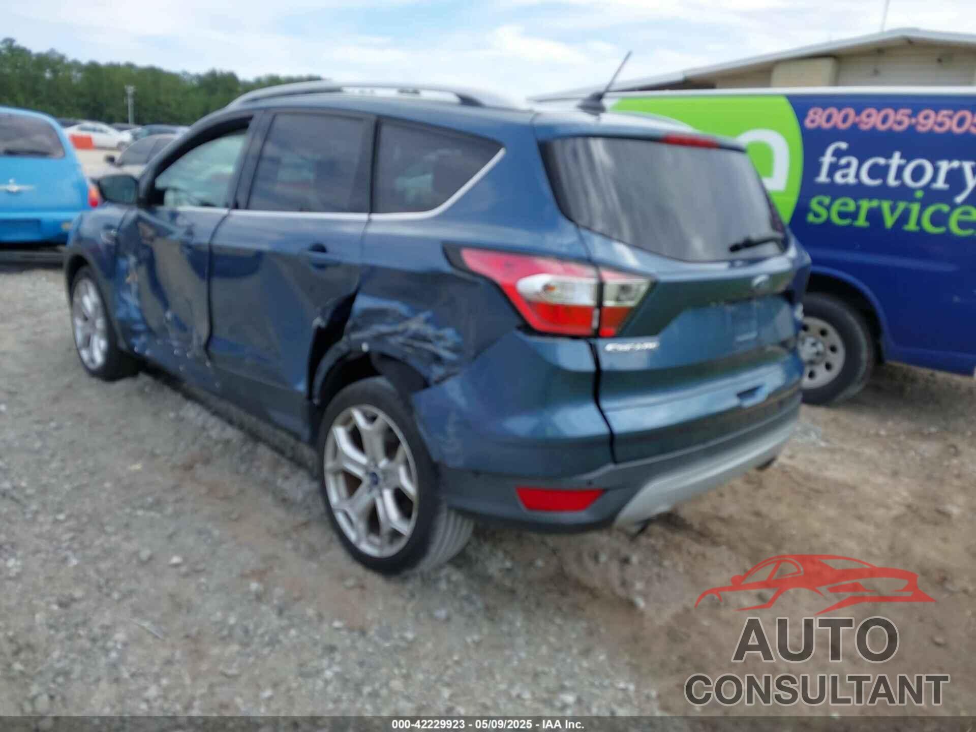 FORD ESCAPE 2018 - 1FMCU0J9XJUA61277