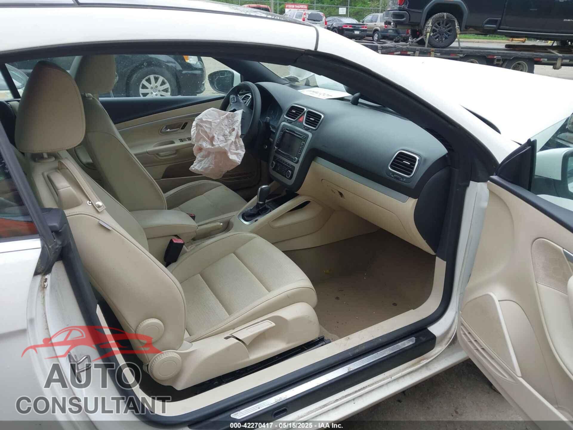 VOLKSWAGEN EOS 2012 - WVWBW7AH7CV019687