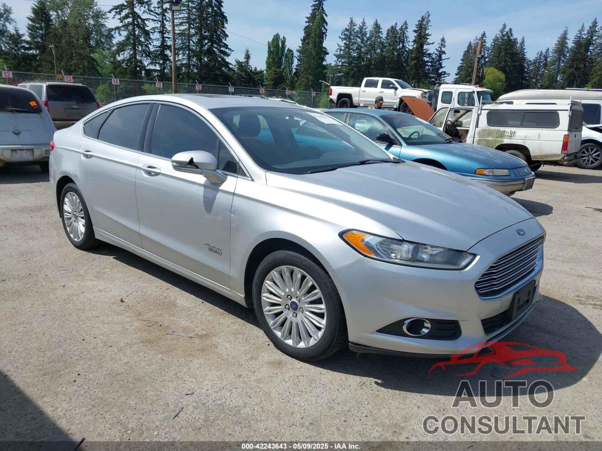FORD FUSION ENERGI 2015 - 3FA6P0PU7FR170661