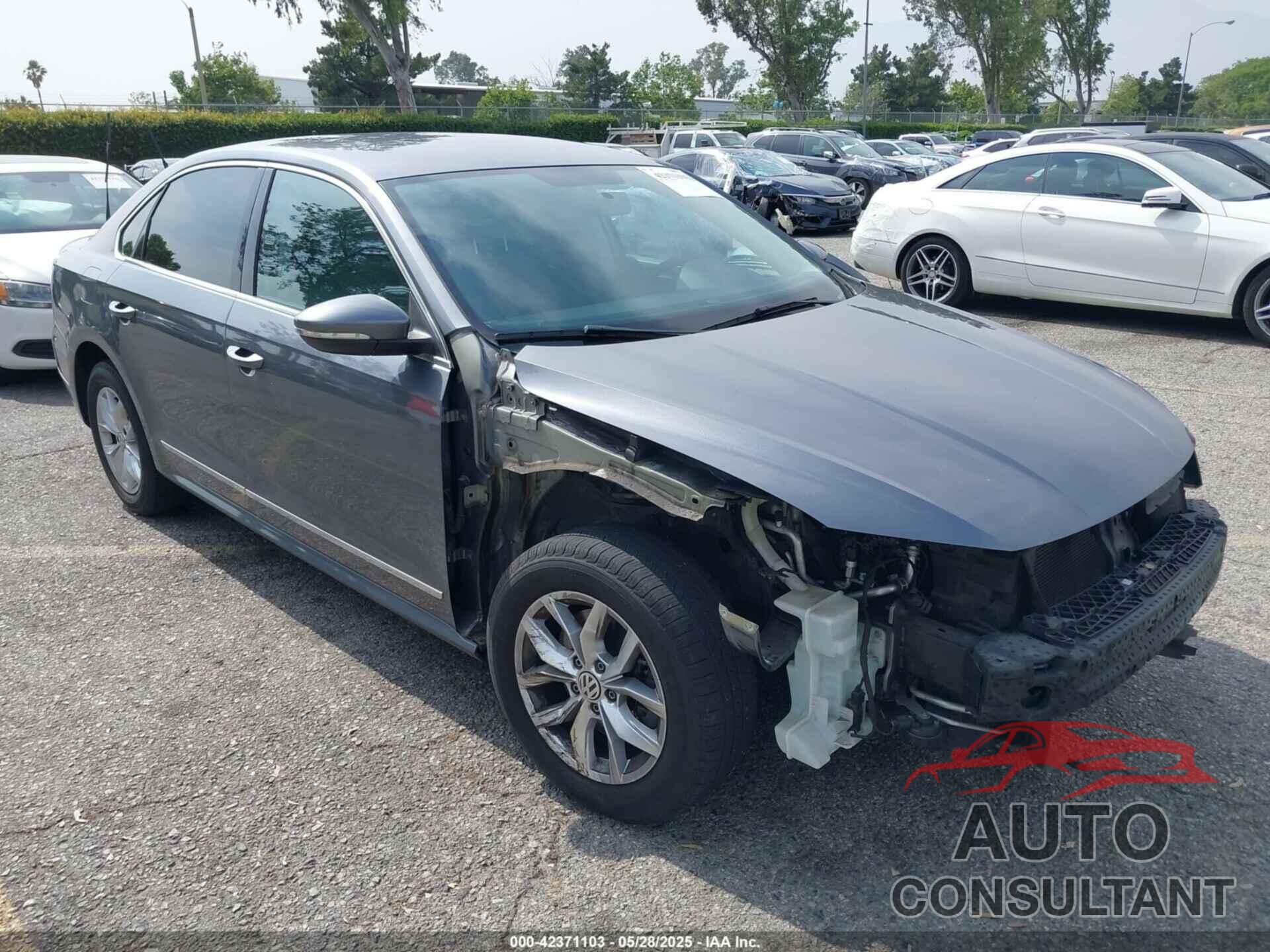 VOLKSWAGEN PASSAT 2016 - 1VWAT7A36GC031403