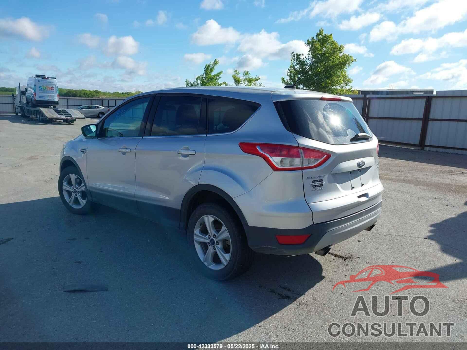FORD ESCAPE 2015 - 1FMCU9GX8FUB61637
