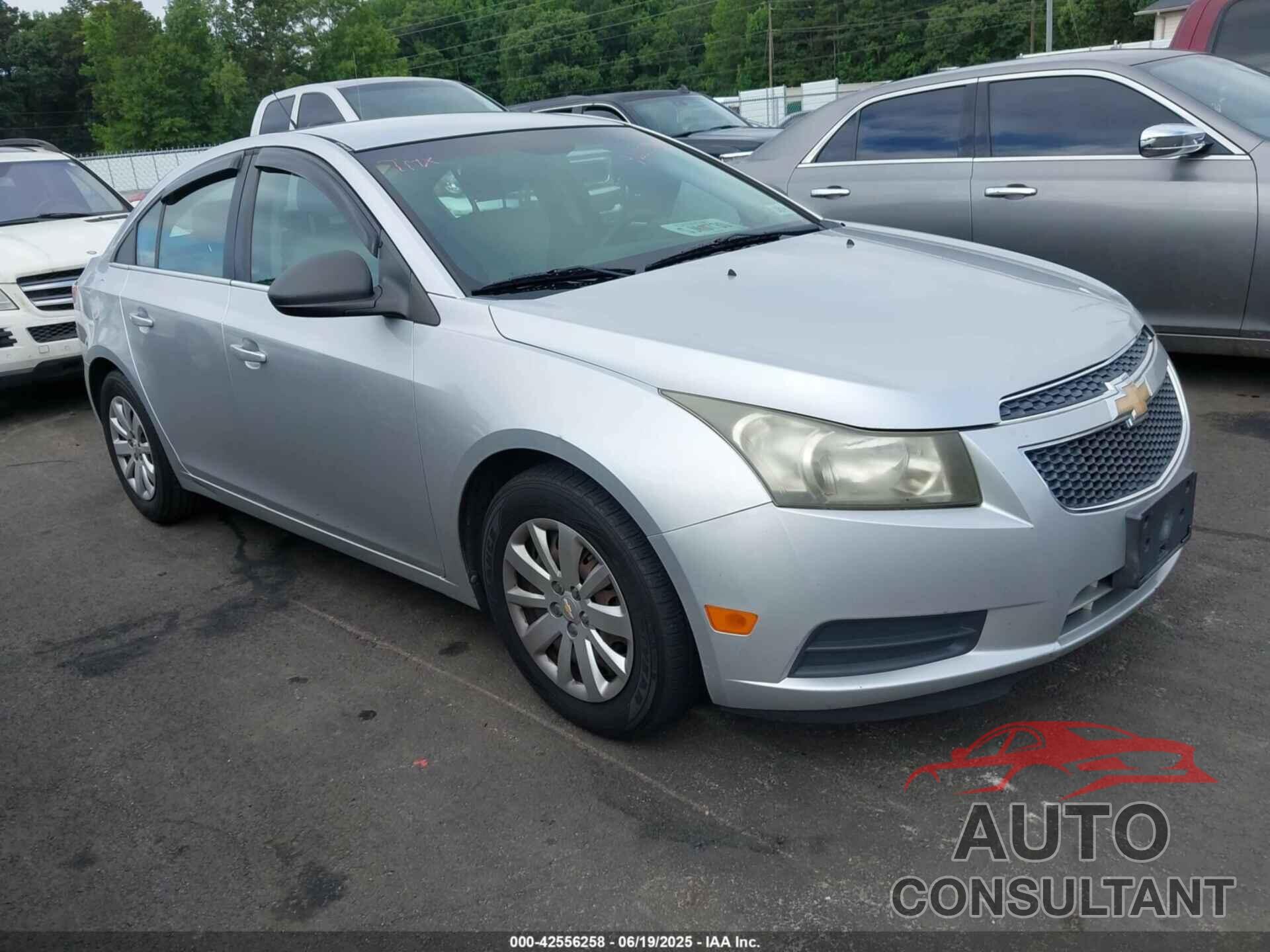 CHEVROLET CRUZE 2011 - 1G1PC5SH8B7142766