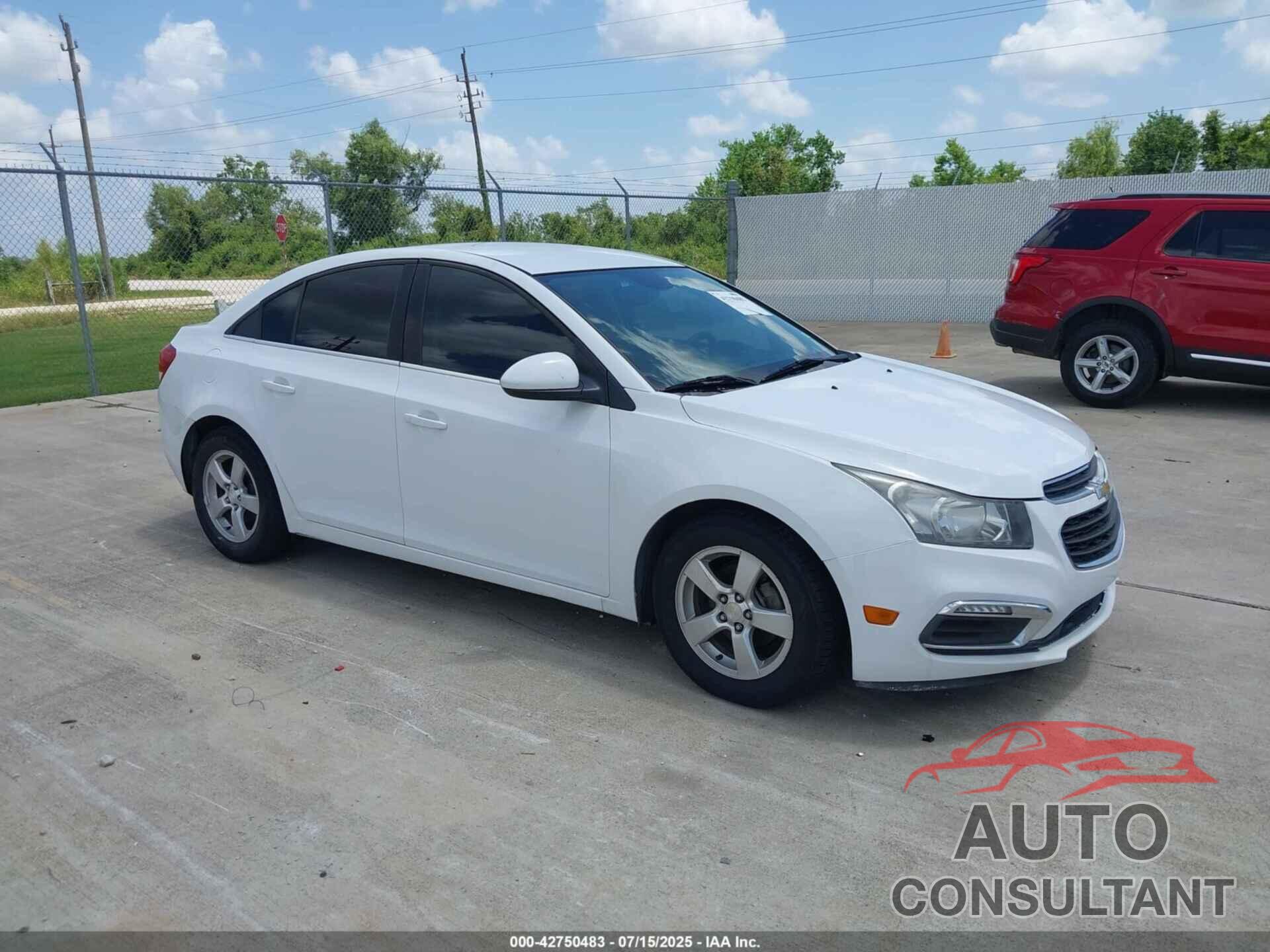 CHEVROLET CRUZE 2015 - 1G1PC5SB4F7180500