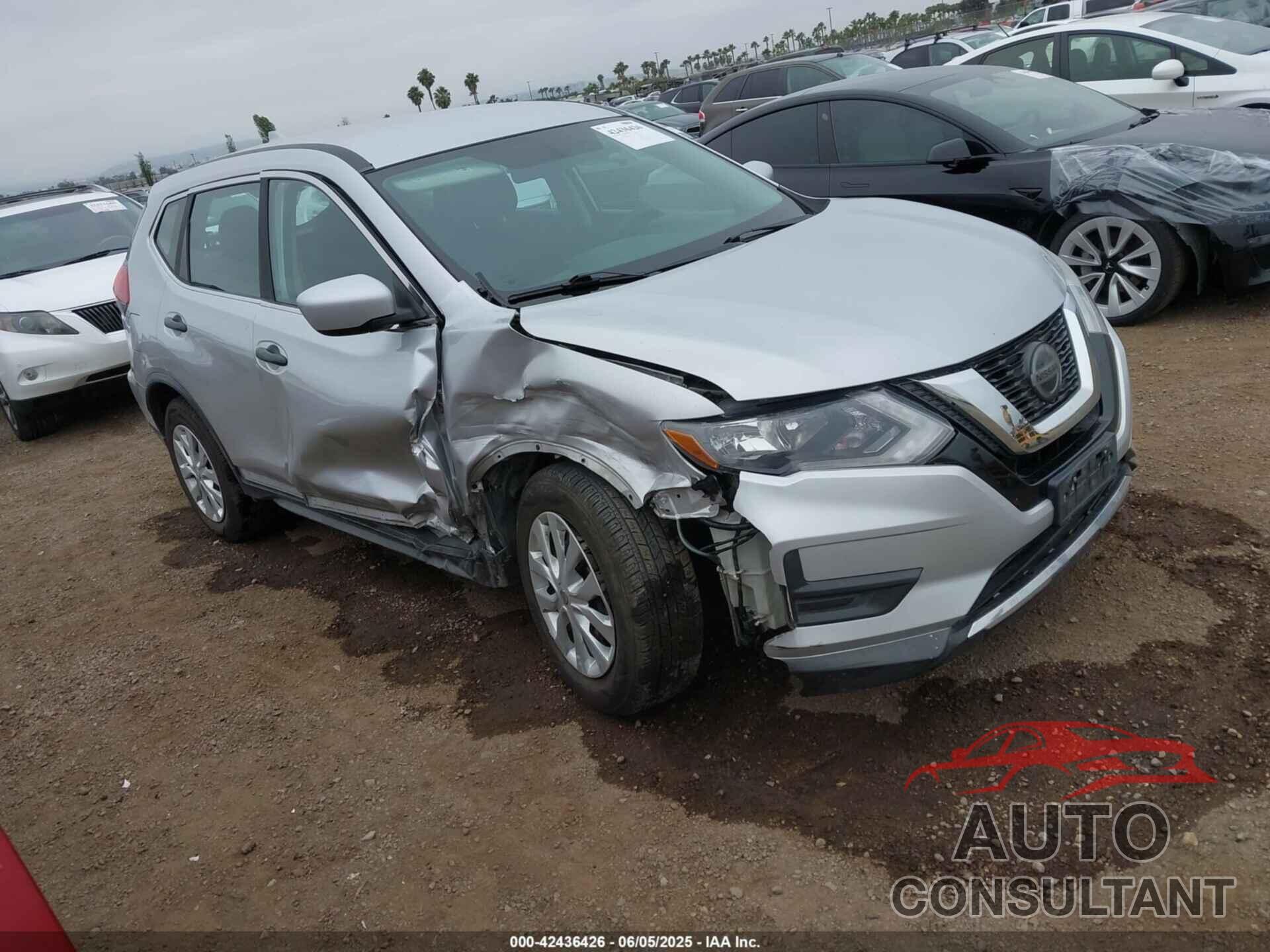 NISSAN ROGUE 2018 - KNMAT2MT7JP540644