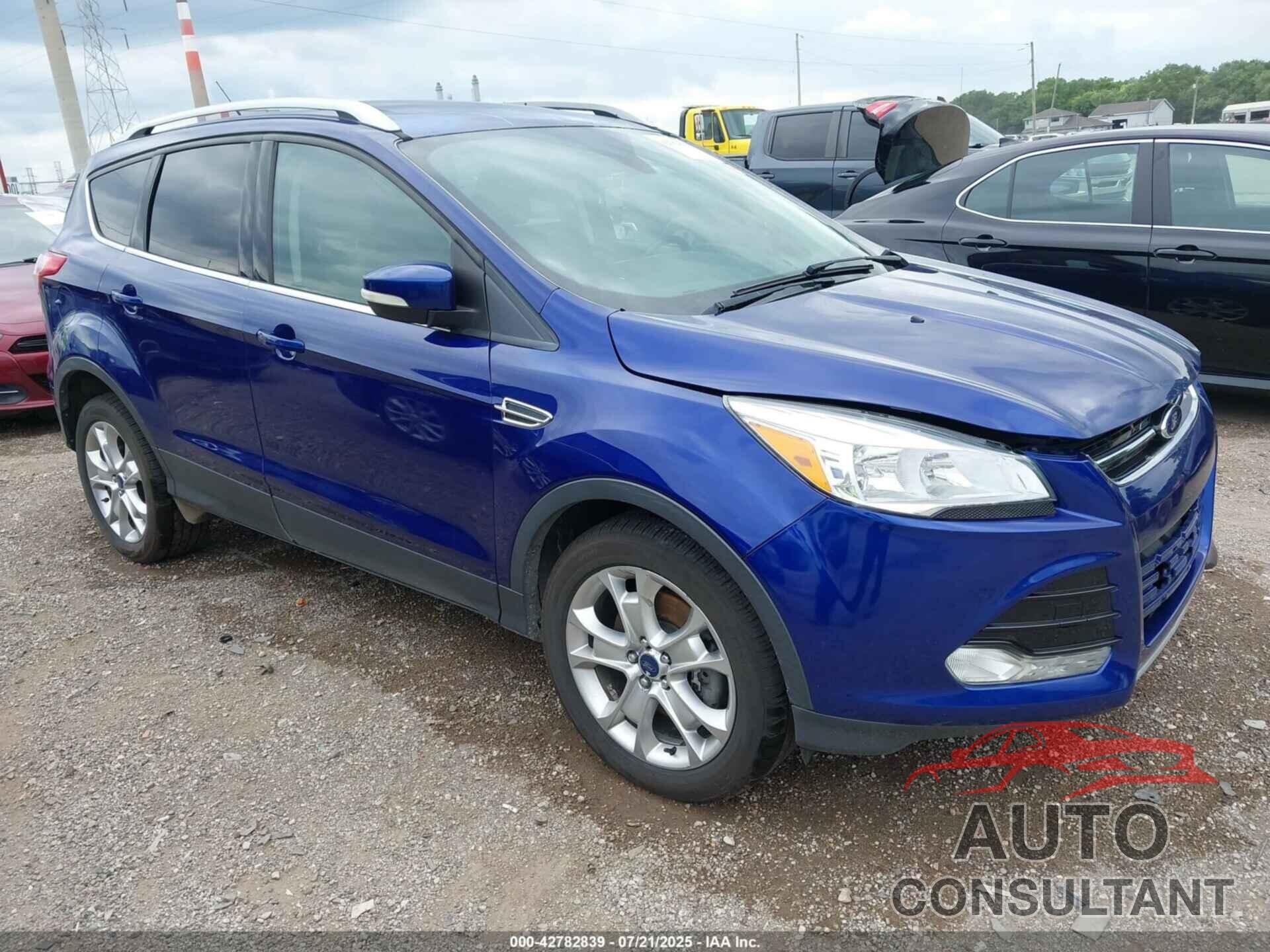 FORD ESCAPE 2016 - 1FMCU9J92GUC83535