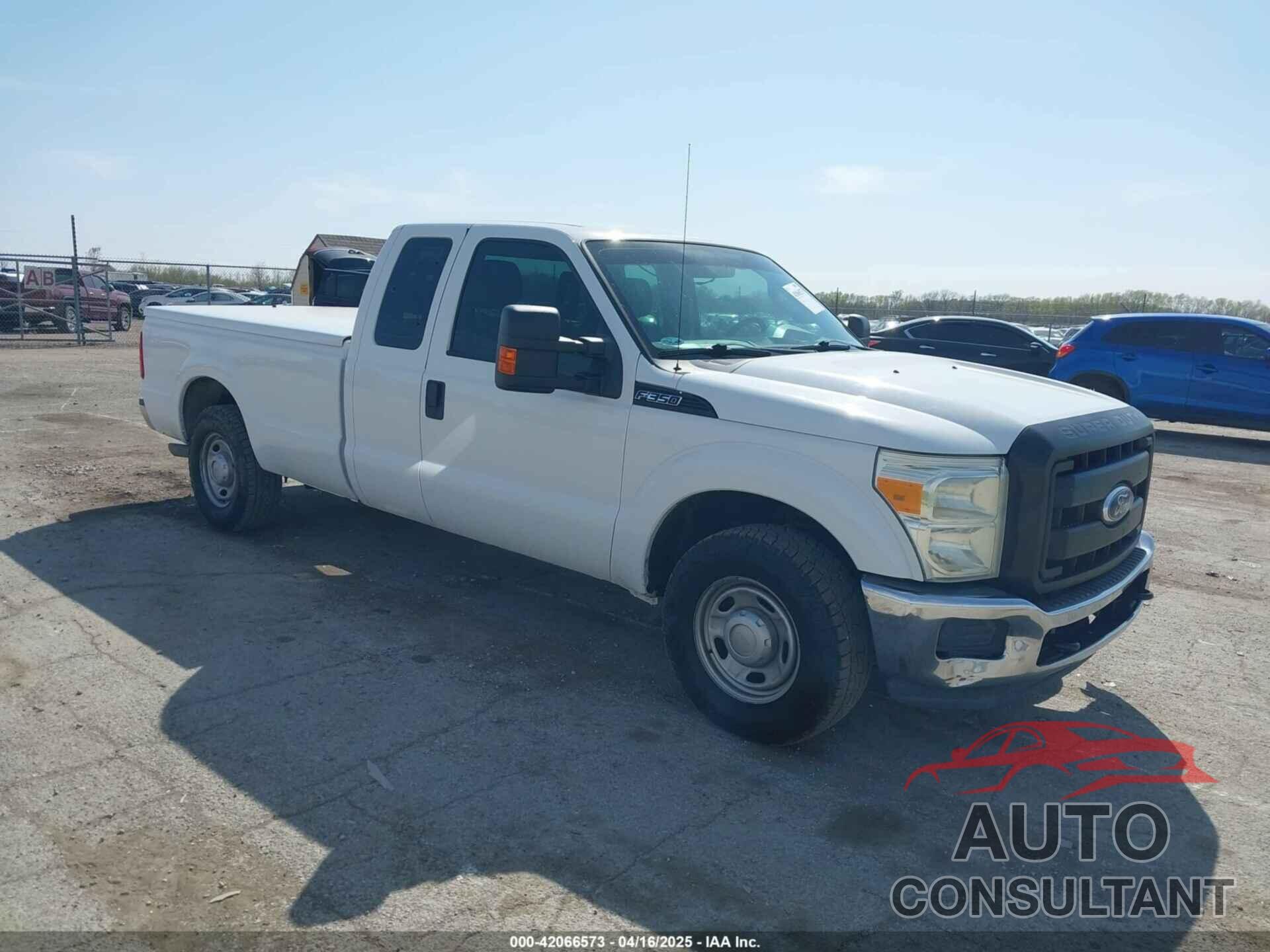 FORD F-350 2011 - 1FT8X3A64BEC96827