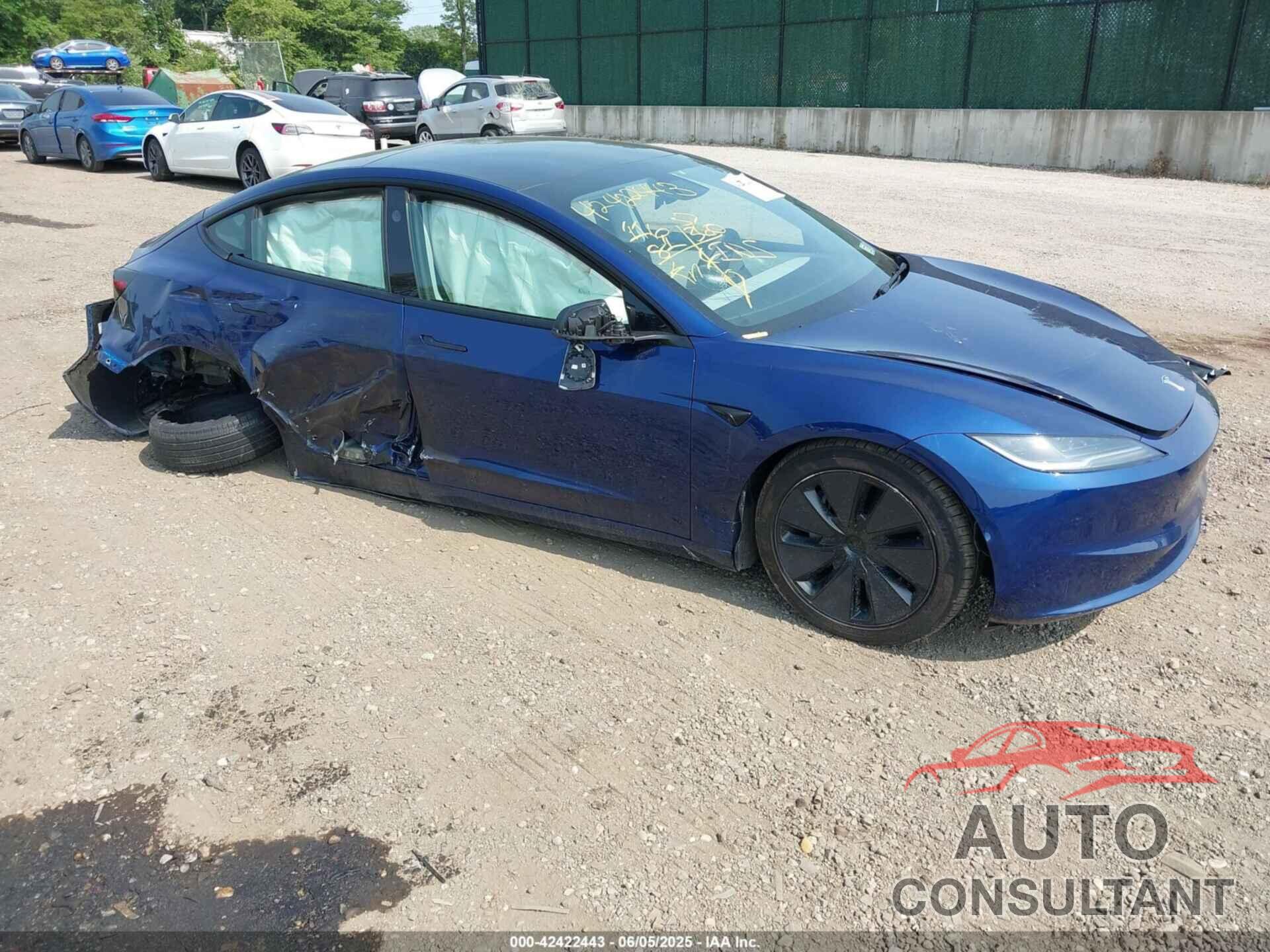 TESLA MODEL 3 2025 - 5YJ3E1EB6SF874419