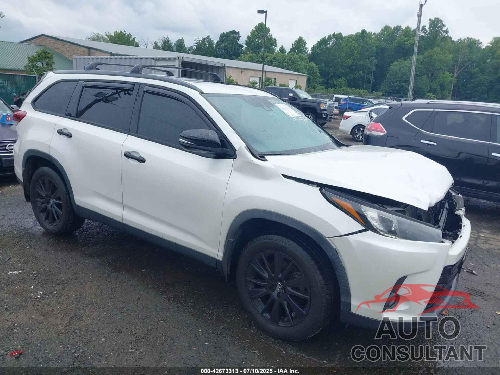 TOYOTA HIGHLANDER 2019 - 5TDJZRFH7KS965501