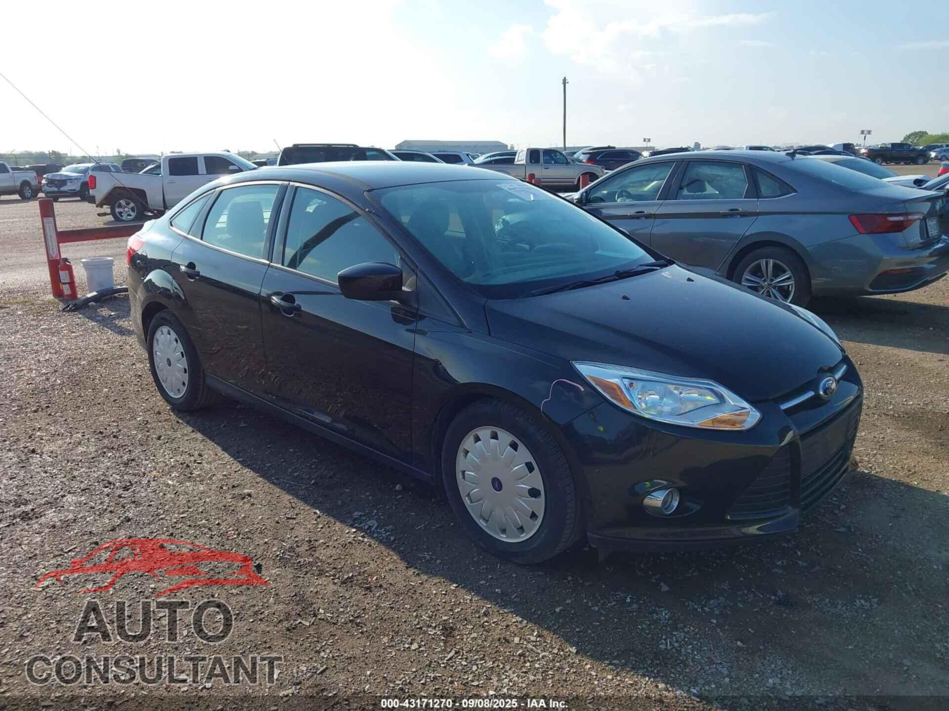 FORD FOCUS 2012 - 1FAHP3F2XCL413366