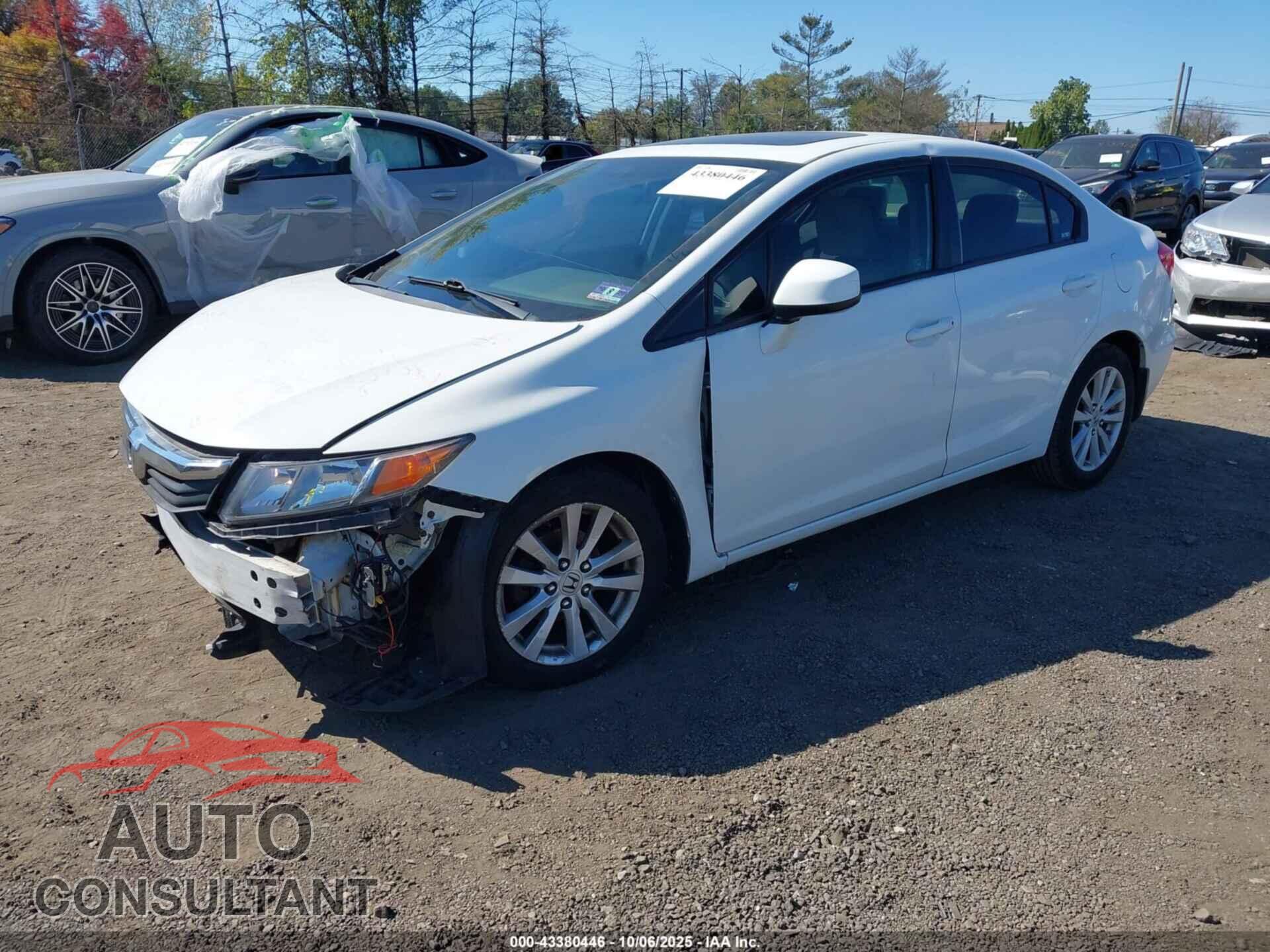 HONDA CIVIC 2012 - 2HGFB2F83CH320072