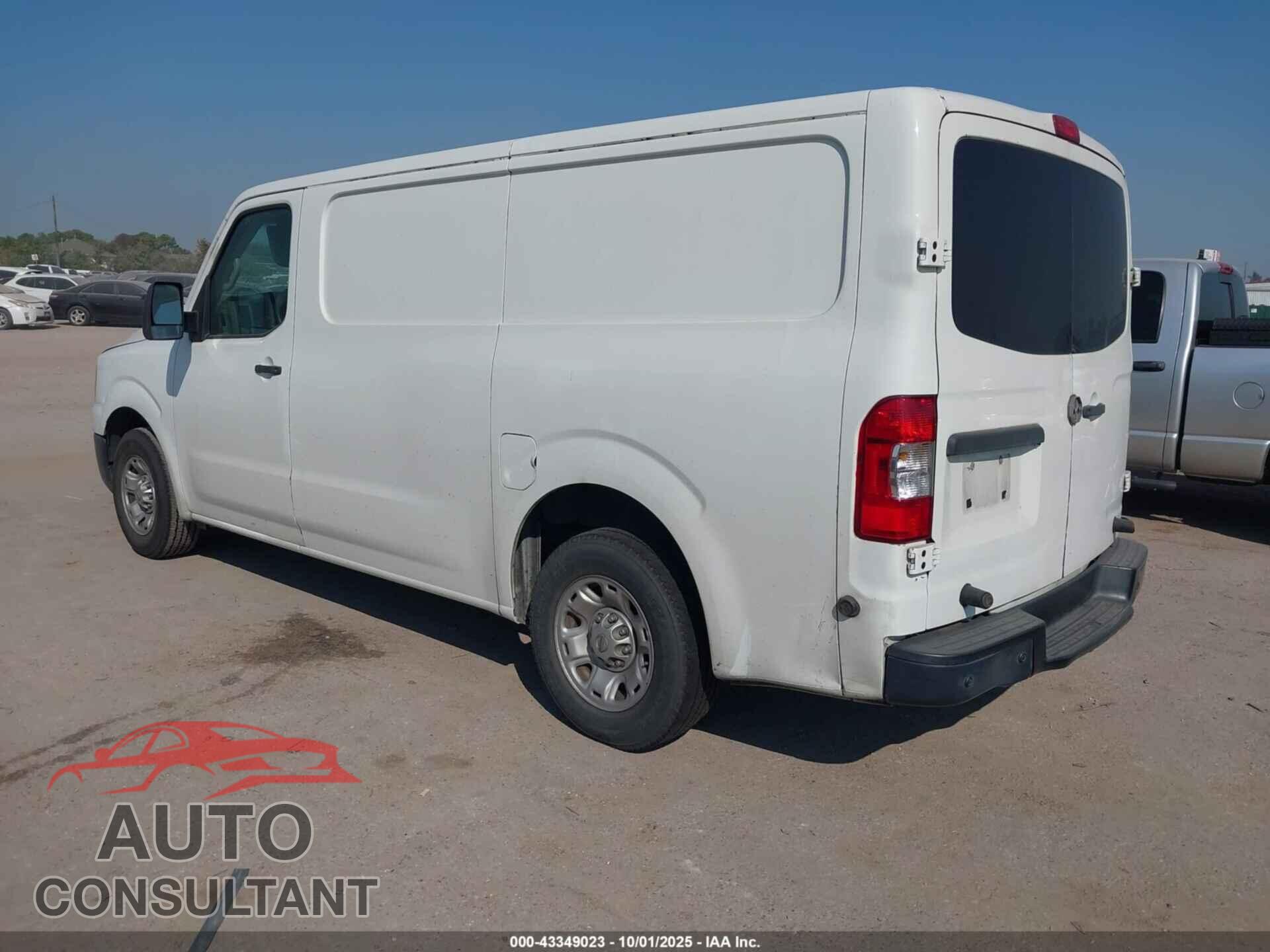 NISSAN NV CARGO NV2500 HD 2015 - 1N6BF0KY7FN806307