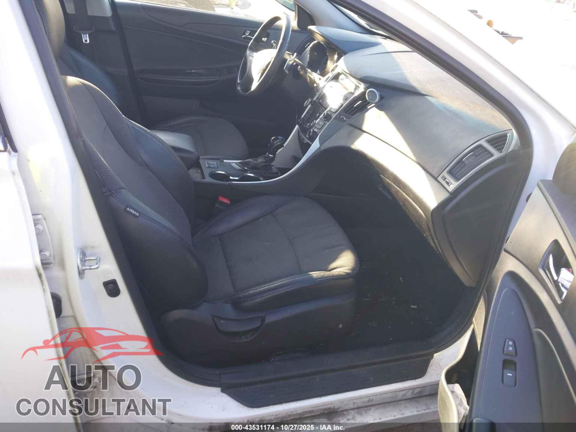 HYUNDAI SONATA 2013 - 5NPEC4AC6DH678404