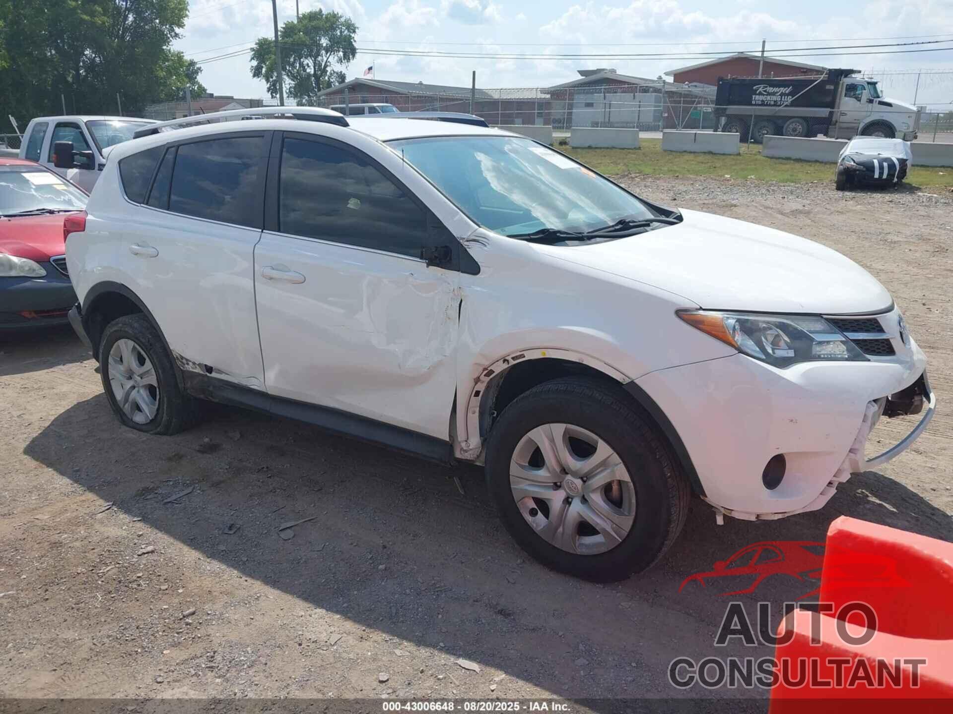 TOYOTA RAV4 2015 - JTMZFREV1FJ055817