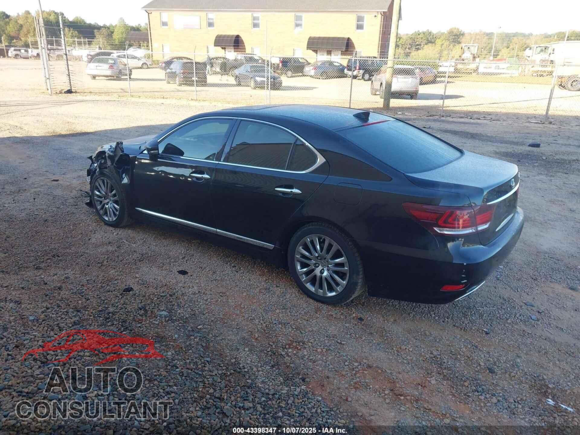 LEXUS LS 460 2015 - JTHBL5EFXF5136401