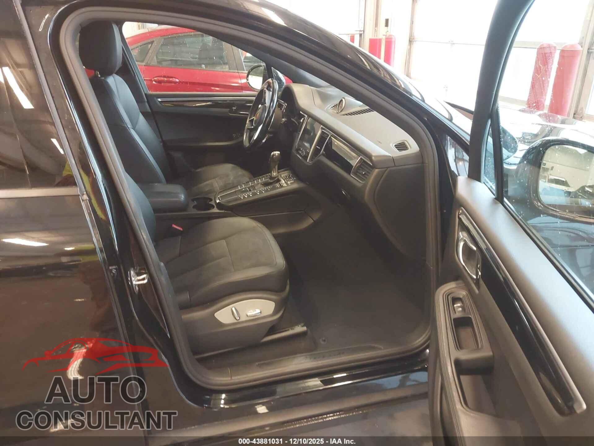 PORSCHE MACAN 2017 - WP1AA2A57HLB03500