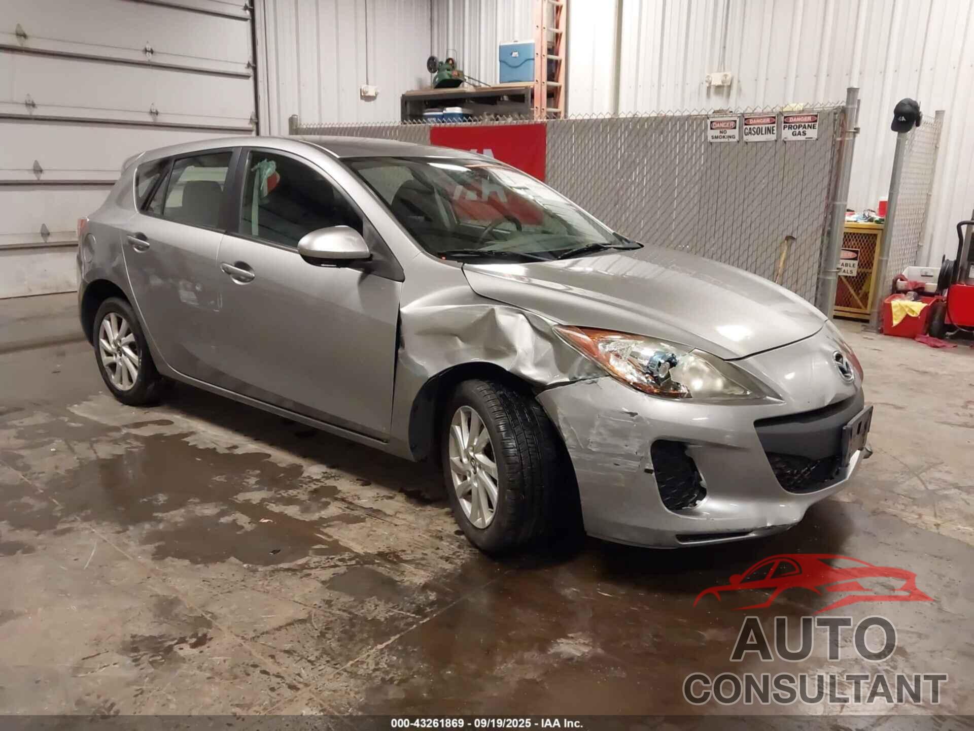 MAZDA MAZDA3 2013 - JM1BL1L78D1764063