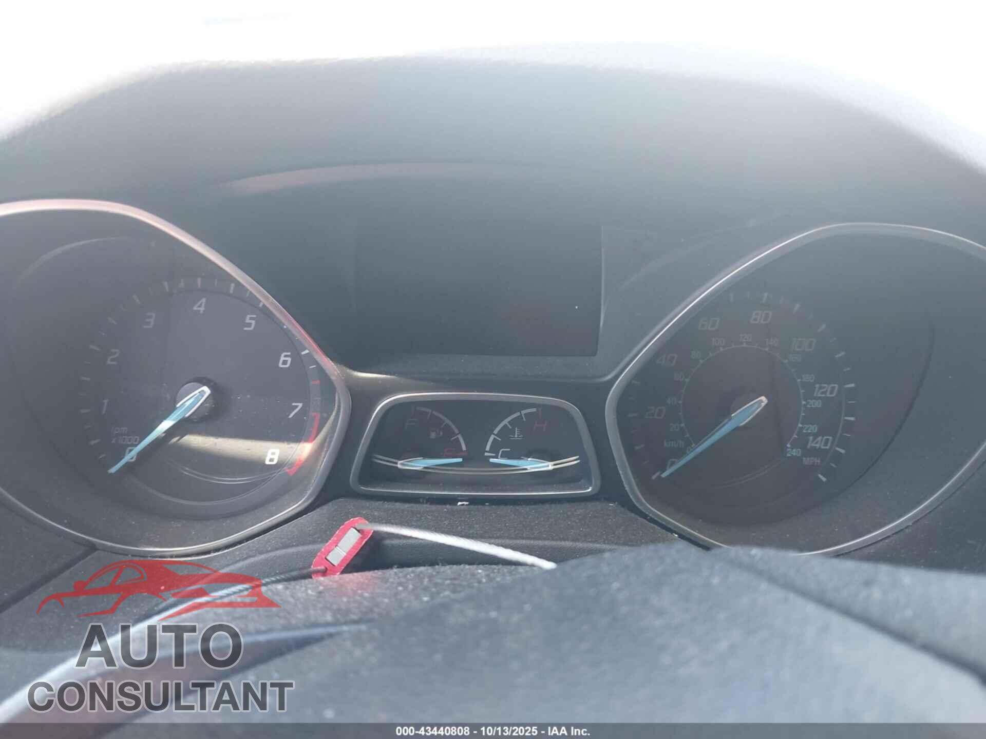 FORD FOCUS 2013 - 1FADP3F25DL327611
