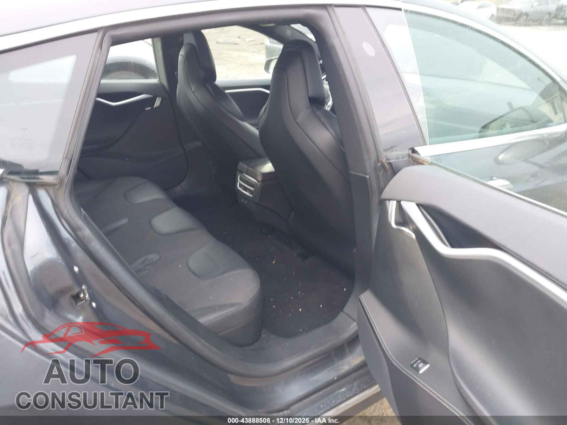 TESLA MODEL S 2017 - 5YJSA1E2XHF202864