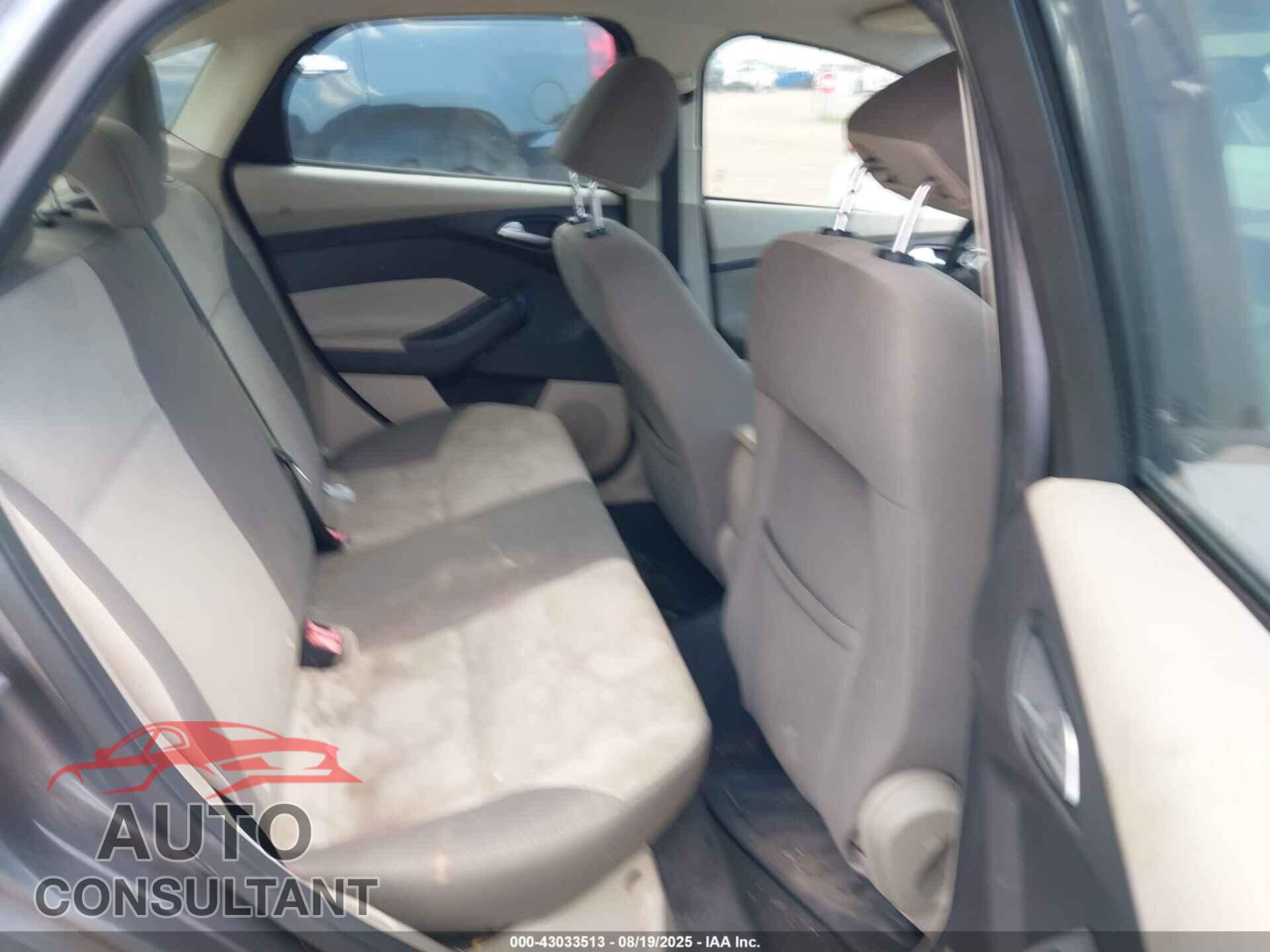 FORD FOCUS 2014 - 1FADP3F21EL165767