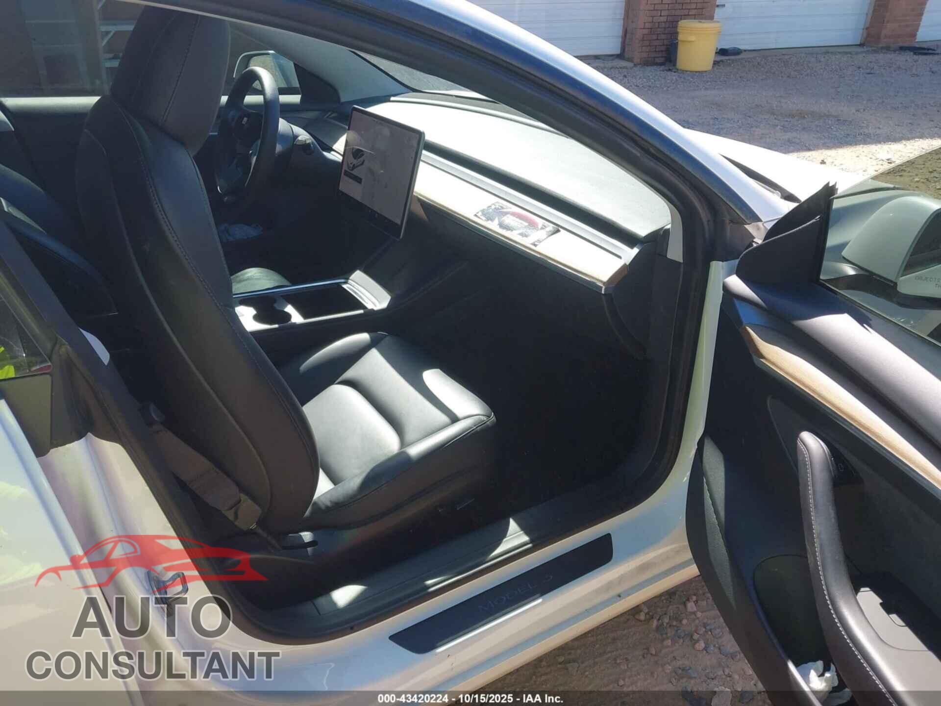 TESLA MODEL 3 2021 - 5YJ3E1EA2MF096419