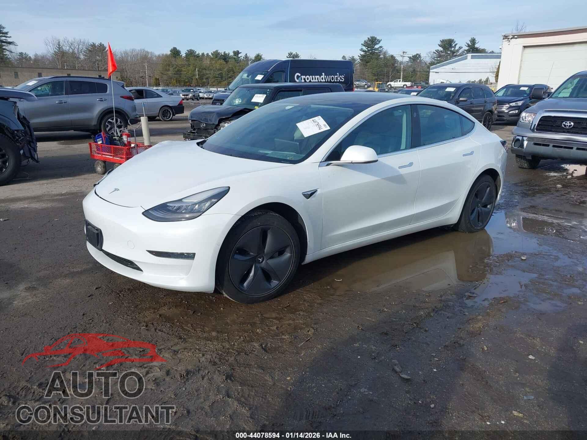 TESLA MODEL 3 2019 - 5YJ3E1EA2KF401205