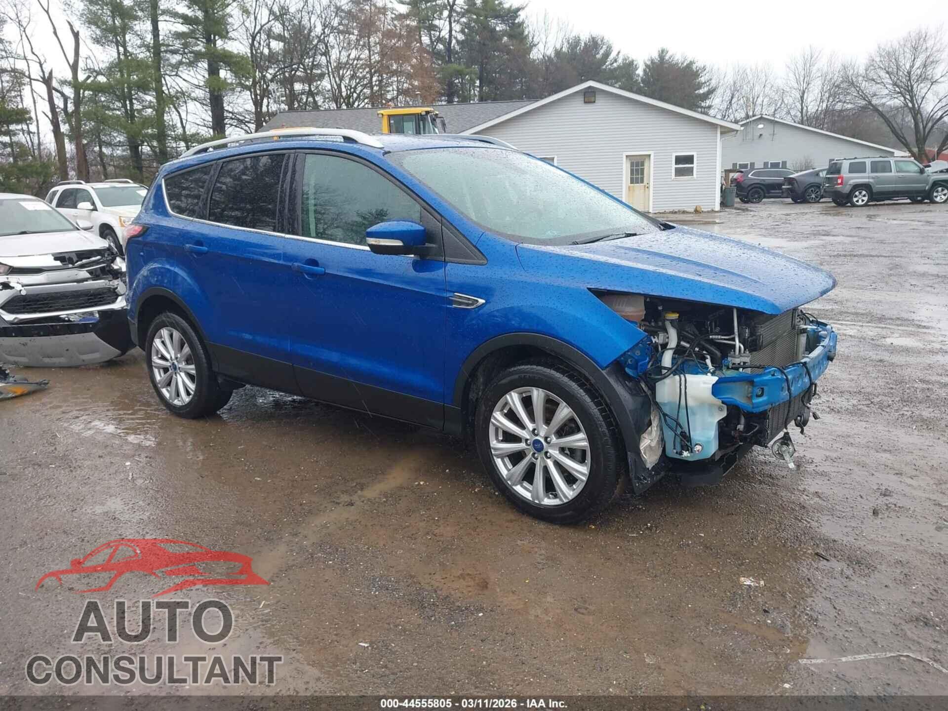 FORD ESCAPE 2017 - 1FMCU9JD3HUB84955