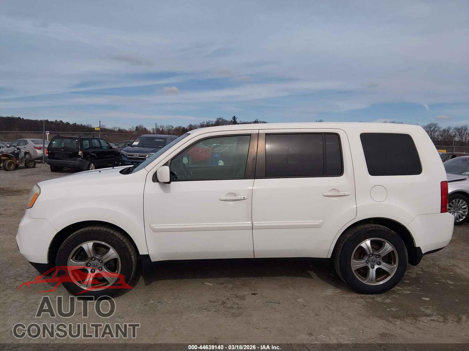 HONDA PILOT 2015 - 5FNYF4H47FB075465